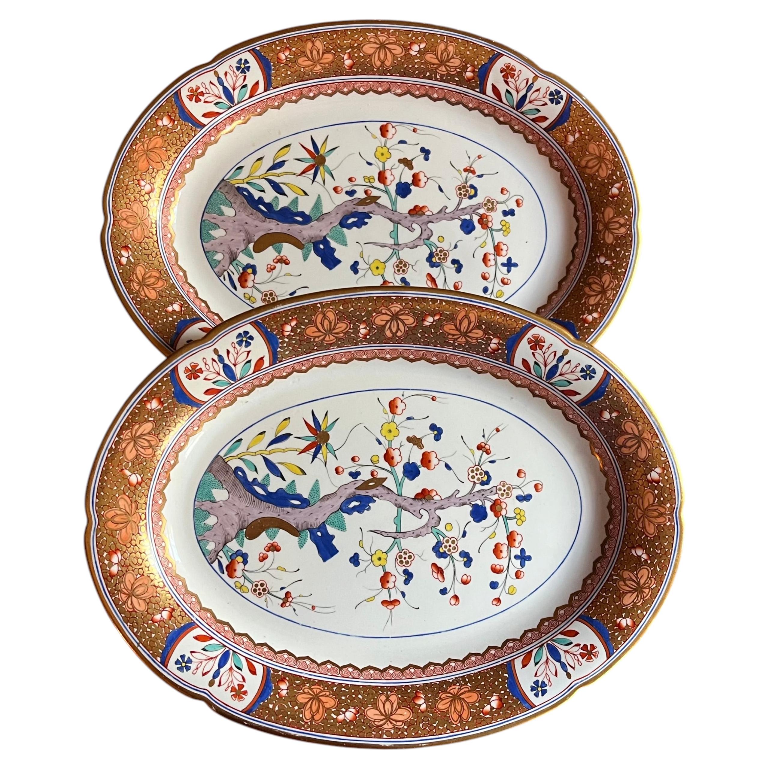 Pair Spode Porcelain Oval Platters in the Chinoiserie Kakiemon Pattern 282 For Sale