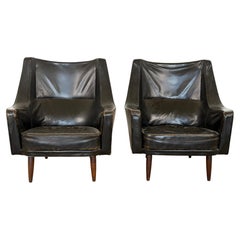 Pair Danish Mid-Century Modern Leather Lounge Chairs by Ib Kofod-Larsen, 1960s