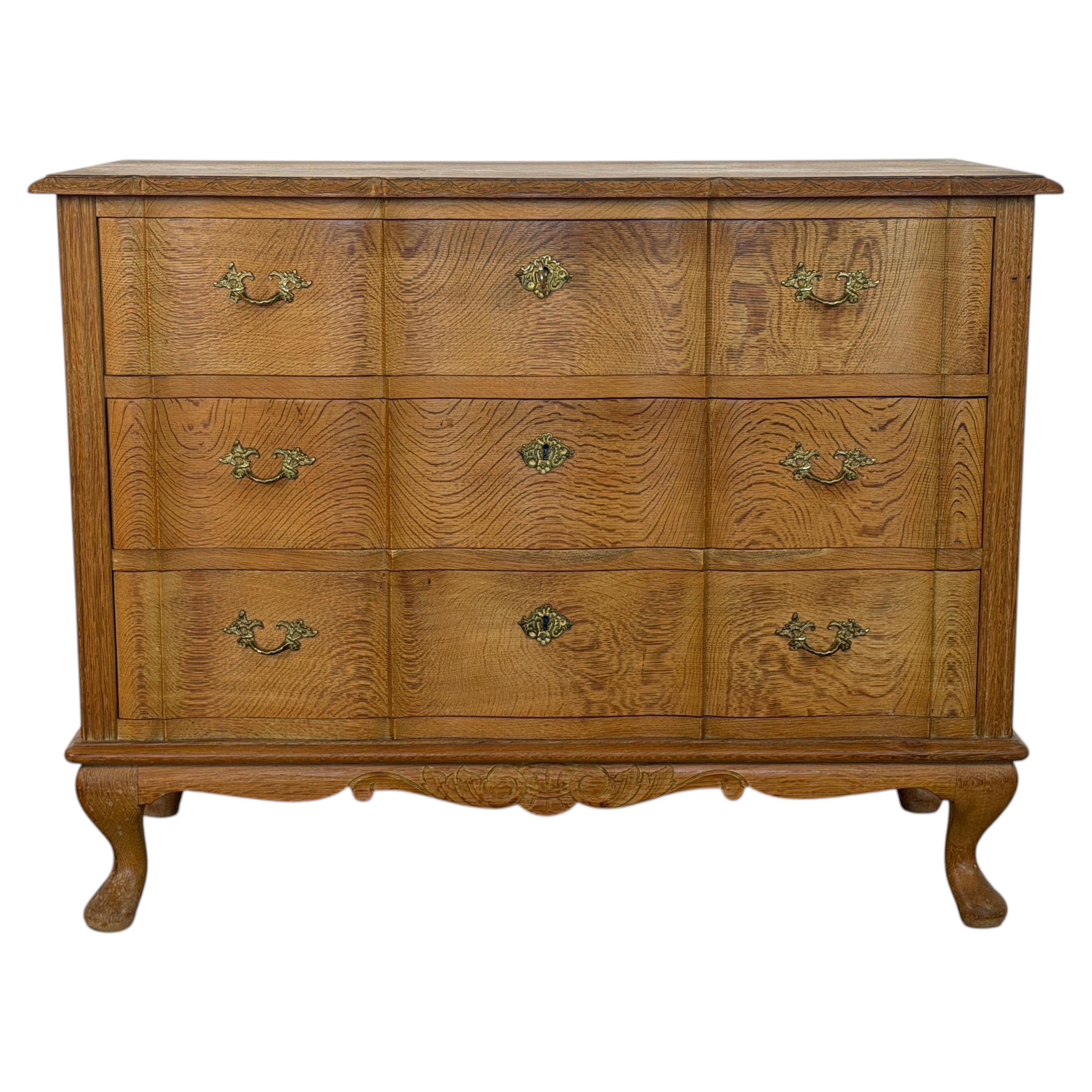 Oak Chest of Drawers, Mid-Century Modern, attr. Henning Kjærnulf, Denmark, 1960s For Sale