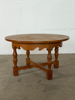 Danish Round Quartersawn Oak Coffee Table by Henning Kjærnulf, 1960s