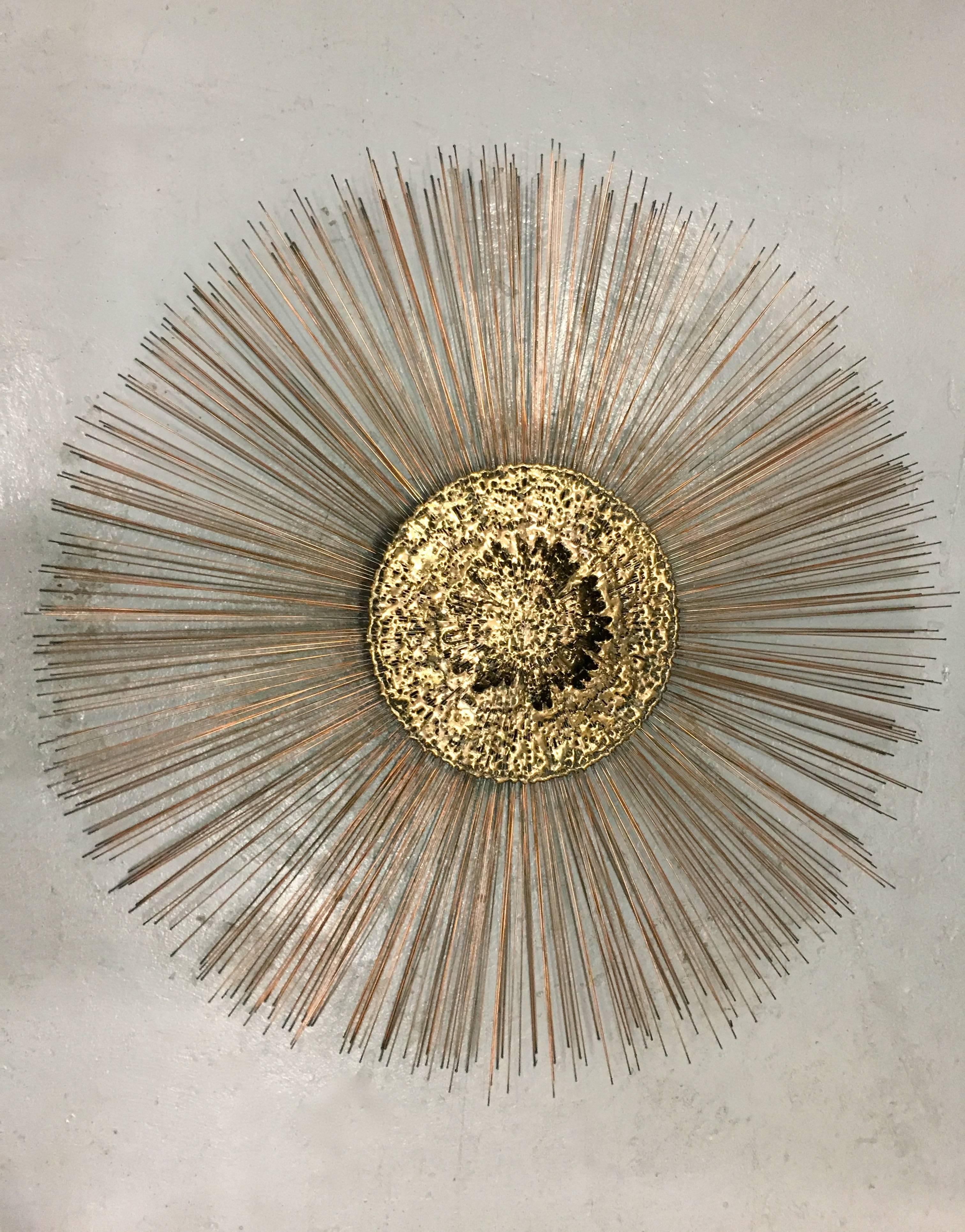 Mid-Century Brutalist Copper Sunburst Wall Sculpture by William Friedle 1960'.

Worldwide shipping possibilities.