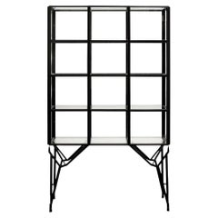 Vitrine, 3 x 4 aus warmgewalztem Ölstahl und Glas, hochwertige Handwerkskunst