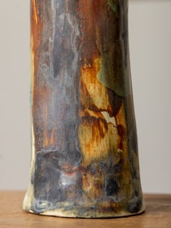 Sculpture totémique contemporaine abstraite en céramique, avec glaçure polychrome