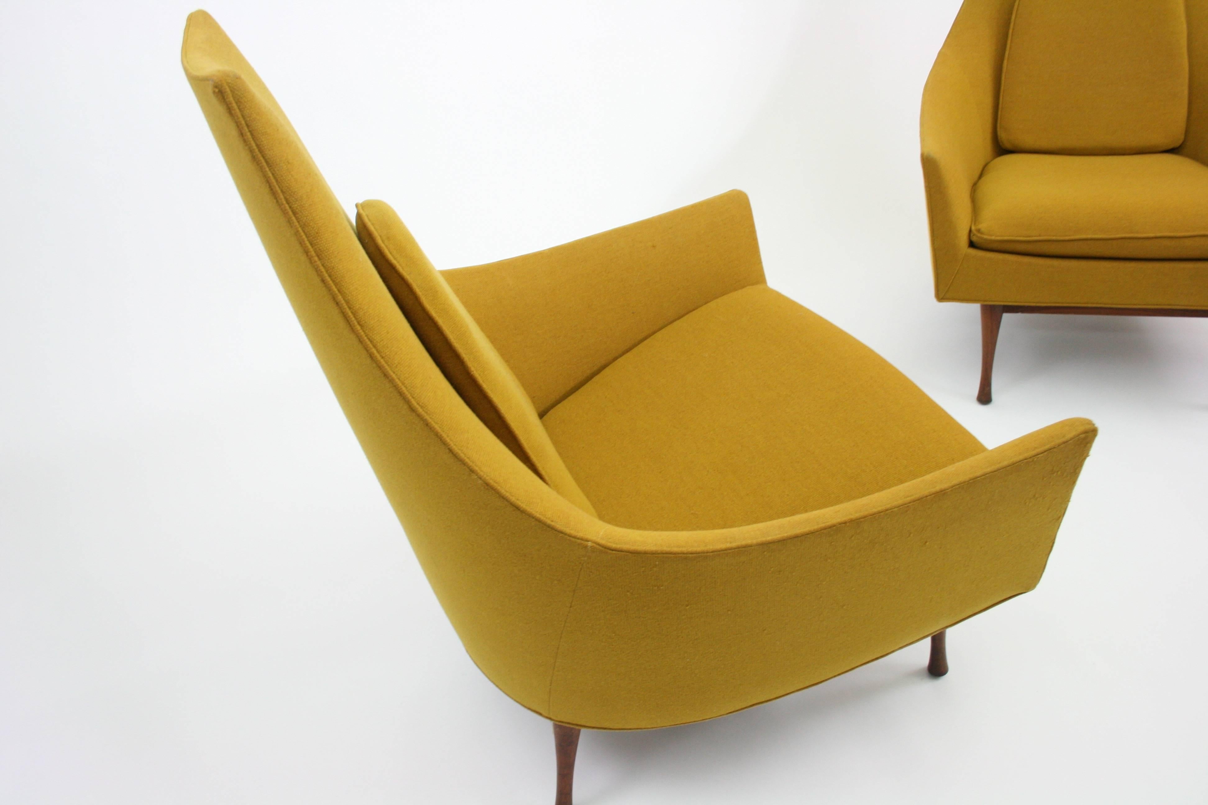 Rare Pair of Lounge Chairs by Paul McCobb for Widdicomb In Excellent Condition In Chicago, IL