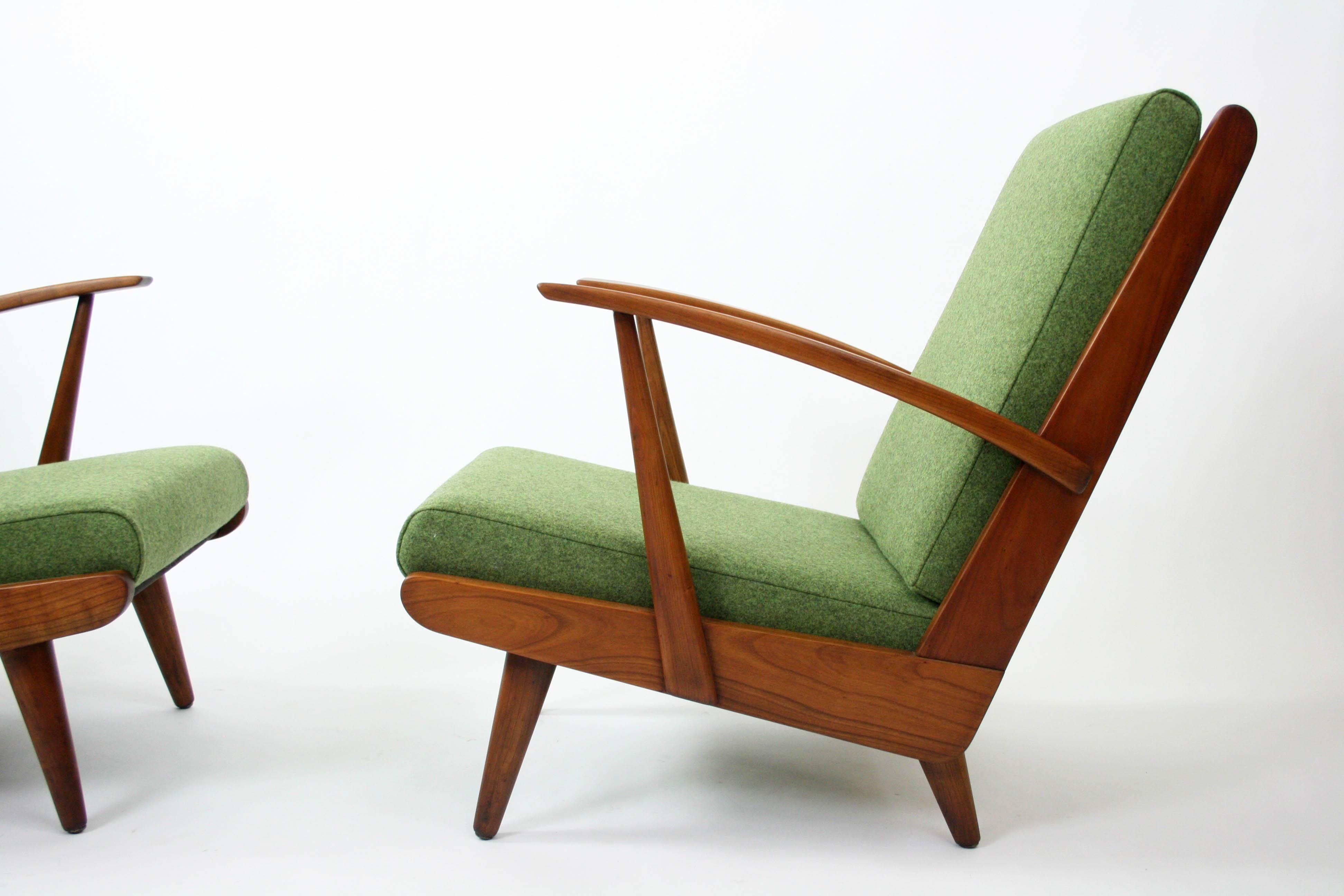Mid-Century Modern Fantastic Pair of Early 1940s Scandinavian Lounge Chairs