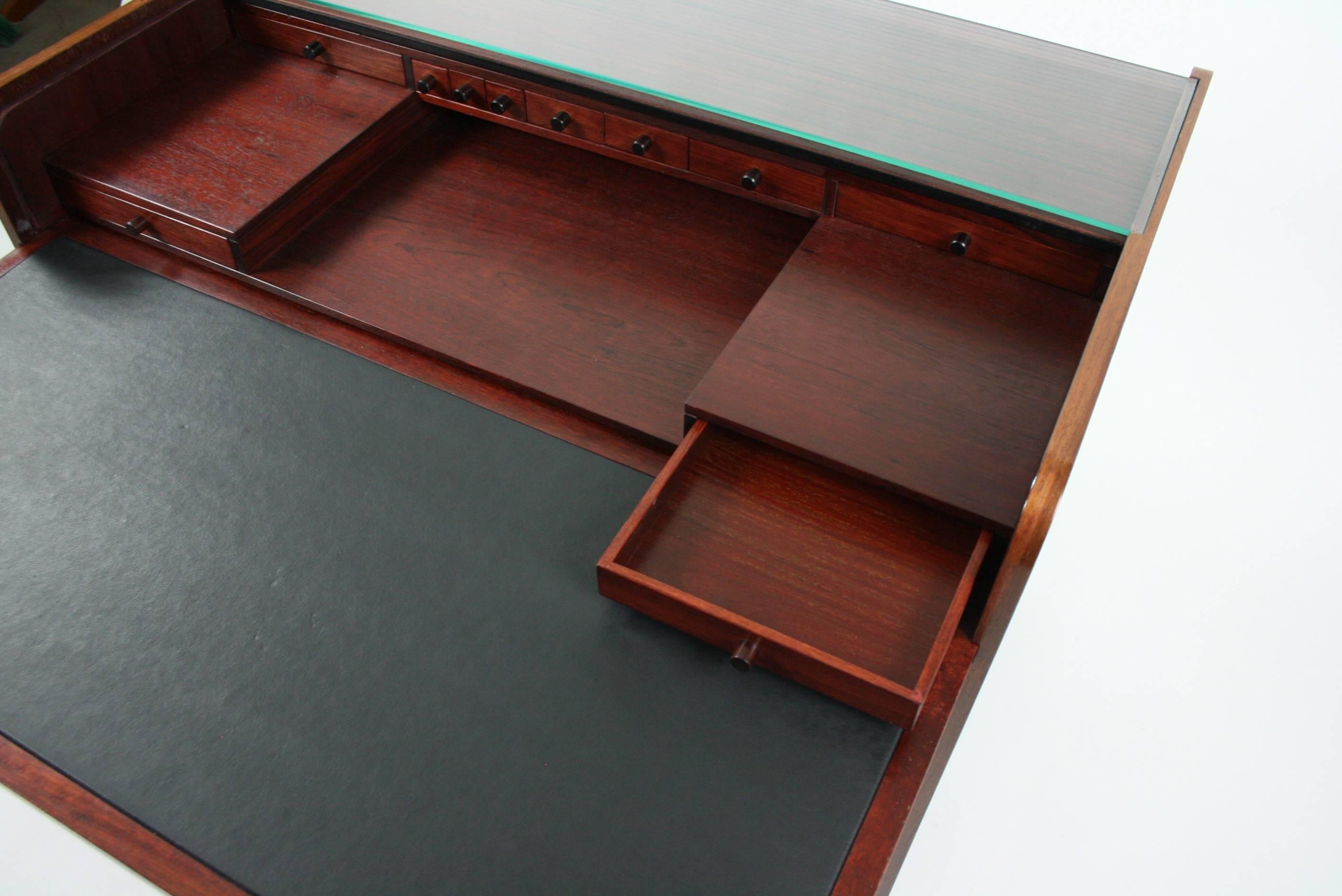 Mid-Century Modern Gianfranco Frattini Desk with Roll Top in Rosewood, circa 1962 for Bernini Italy