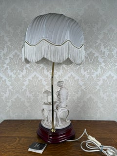 Giuseppe Armani – Porzellan-Figurentischlampe „Mutter und Kind“, Florenz, Italien