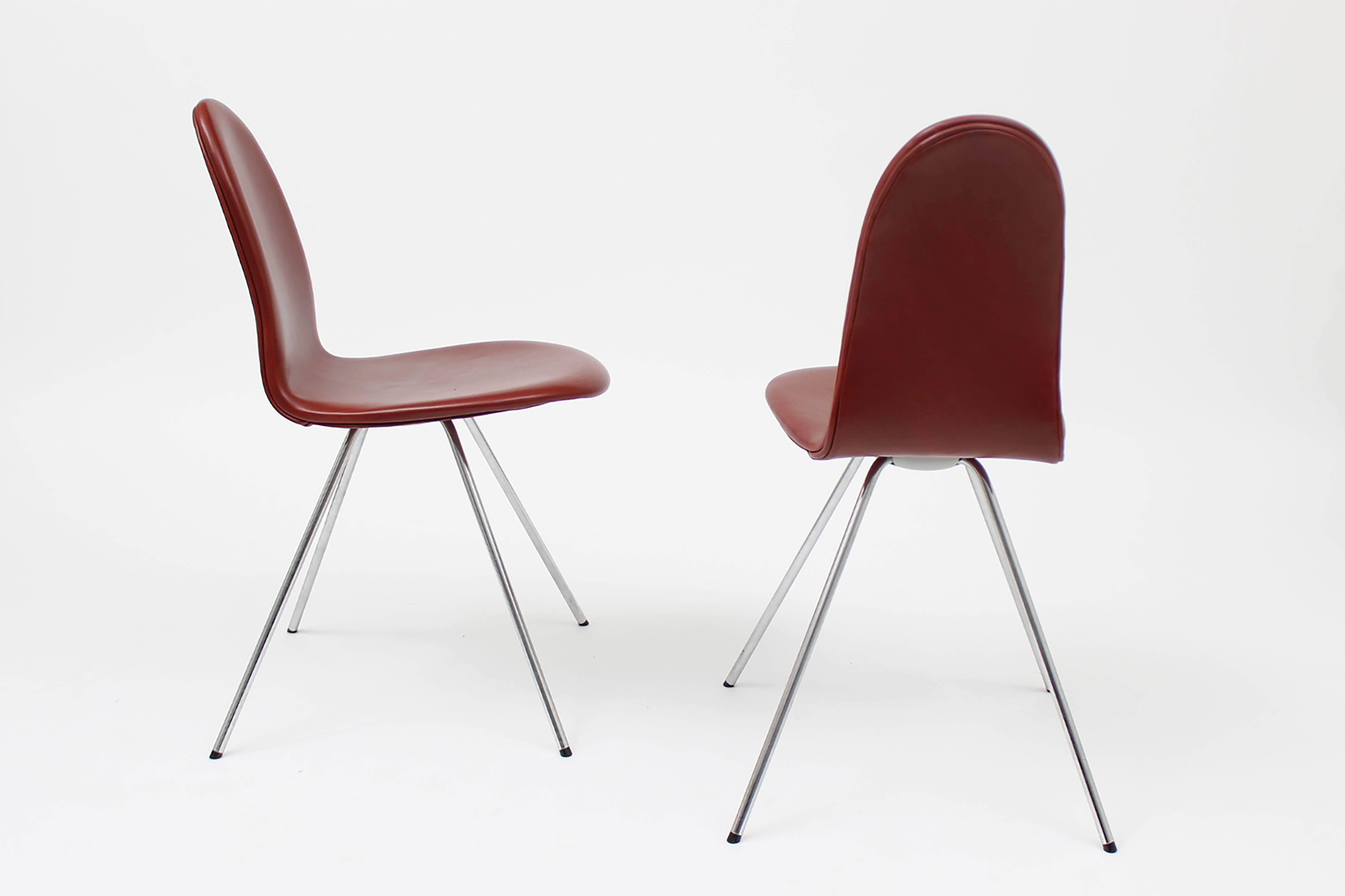 Danish Pair of Tongue Chairs by Arne Jacobsen for Fritz Hansen, Sorensen Leather
