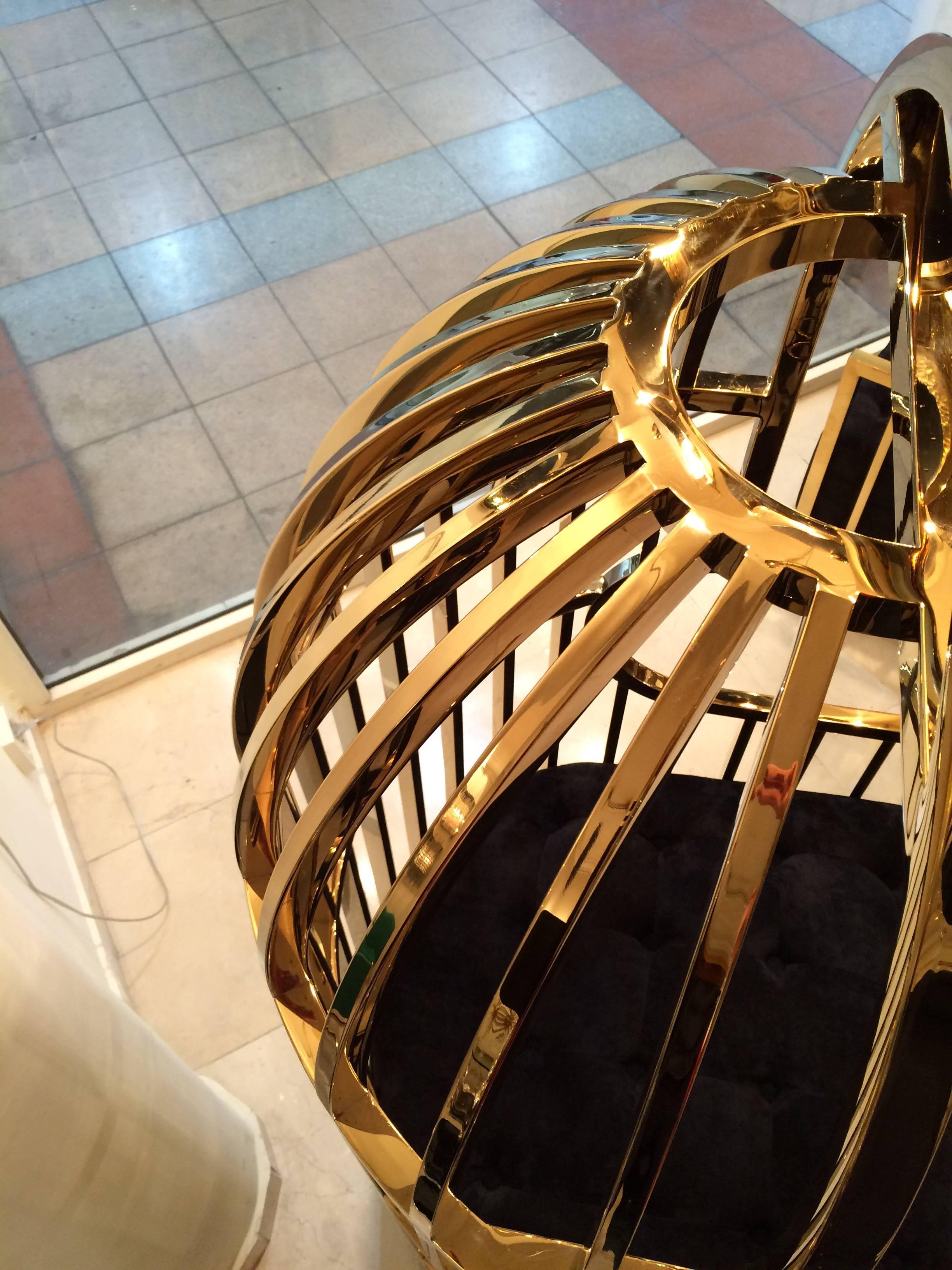 Steel Pair of Big Gold Cage Armchairs For Sale