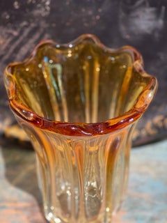 Jarrón italiano vintage de cristal de Murano color ámbar