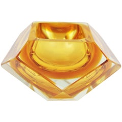 Flavio Poli Orange and Yellow Faceted Sommerso Murano Glass Bowl, Italy 1950s