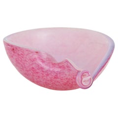 Archimede Seguso Murano Glass Opalescent Pink White Sea Shell Bowl, Italy, 1960s