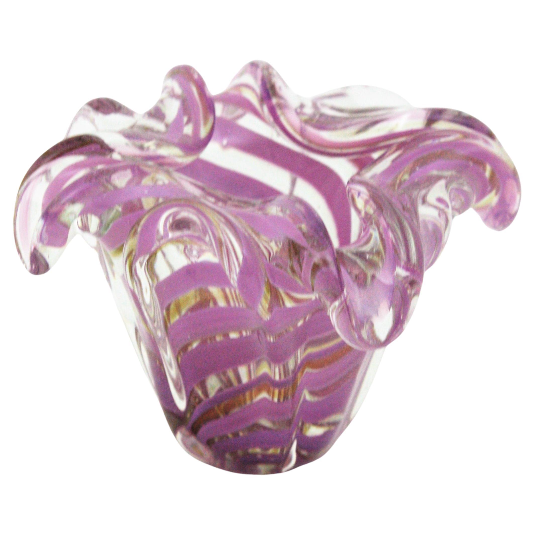 Fratelli Toso Murano Glass Lilac and Clear Swirl Ribbons Bowl with Gold Dust