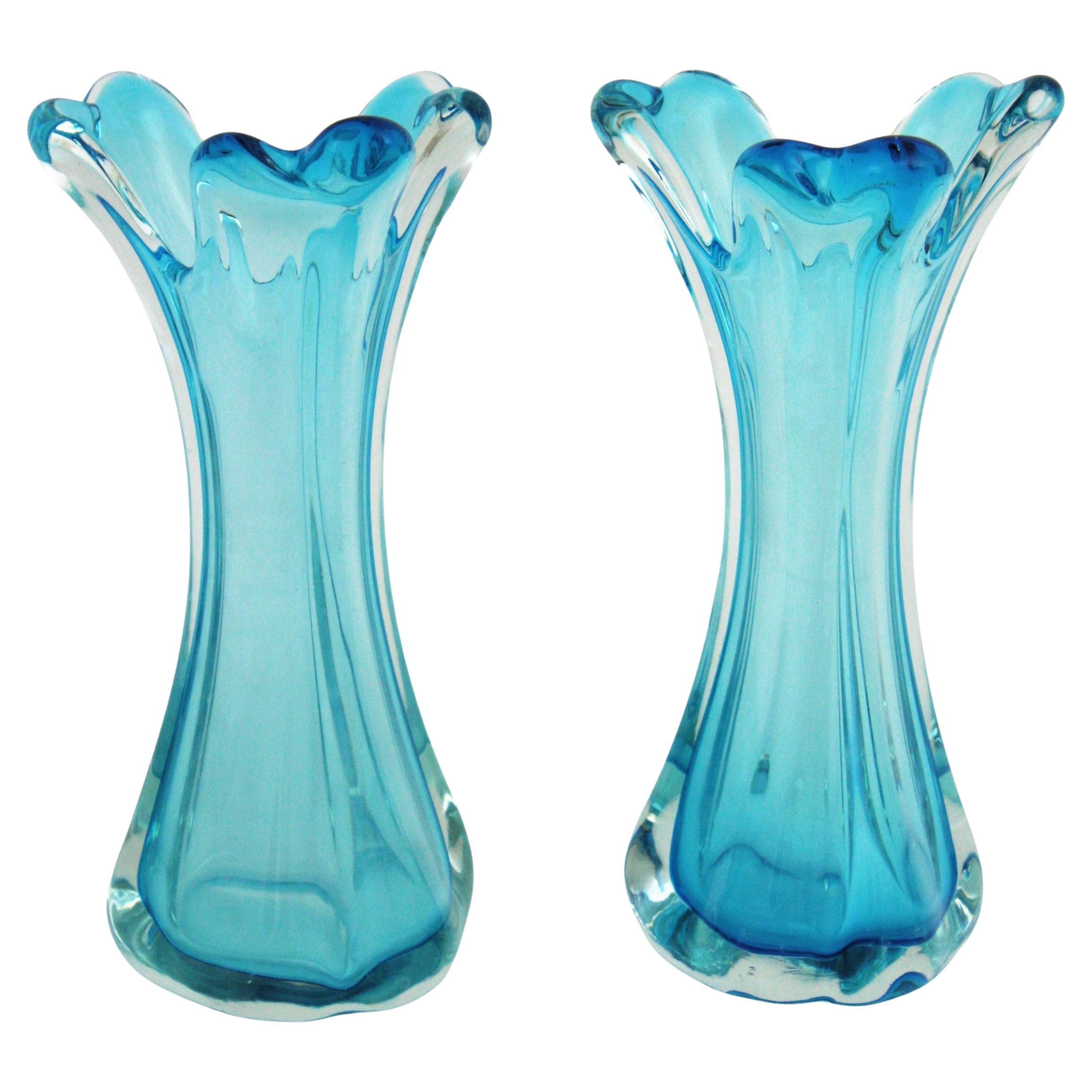 Coppia di vasi in vetro artistico di Murano blu Archimede Seguso in vendita