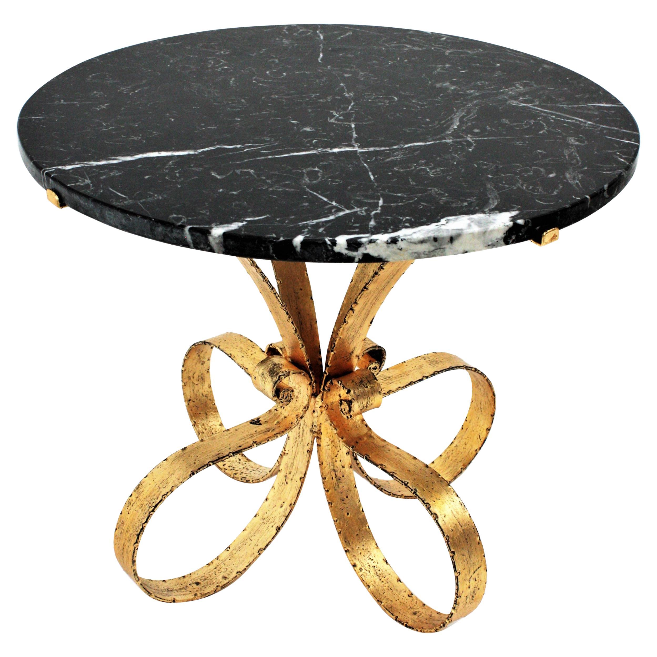 Round Coffee Table with Loop Base, Black Marble and Gilt Iron For Sale