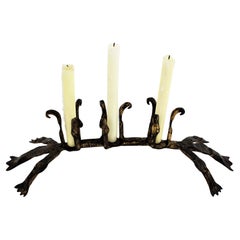 Spanischer mittelalterlicher Eisen-Kerzenhalter aus handgeschmiedetem, vergoldetem Eisen