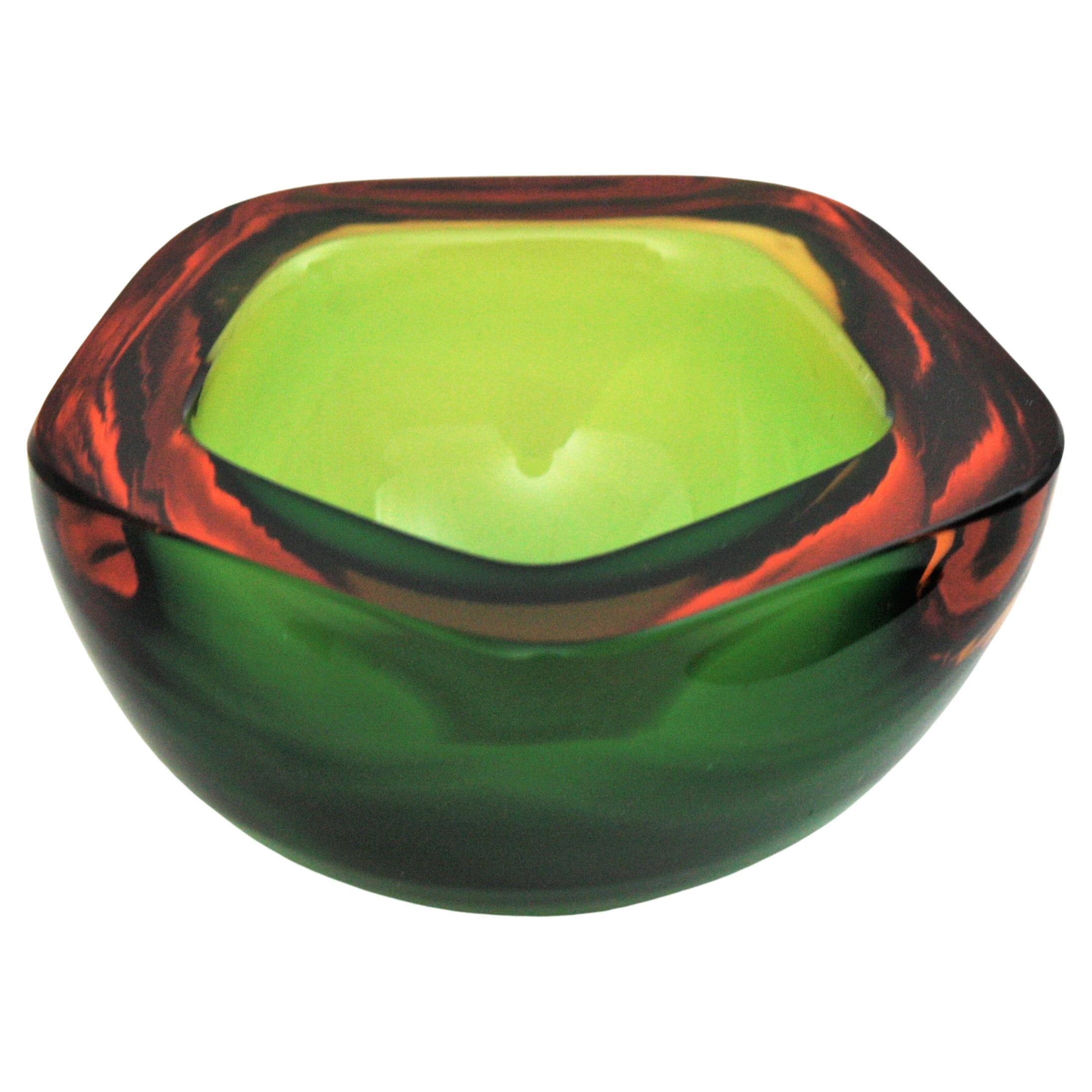 Flavio Poli Seguso Murano Art Glass Sommerso Green Amber Bowl