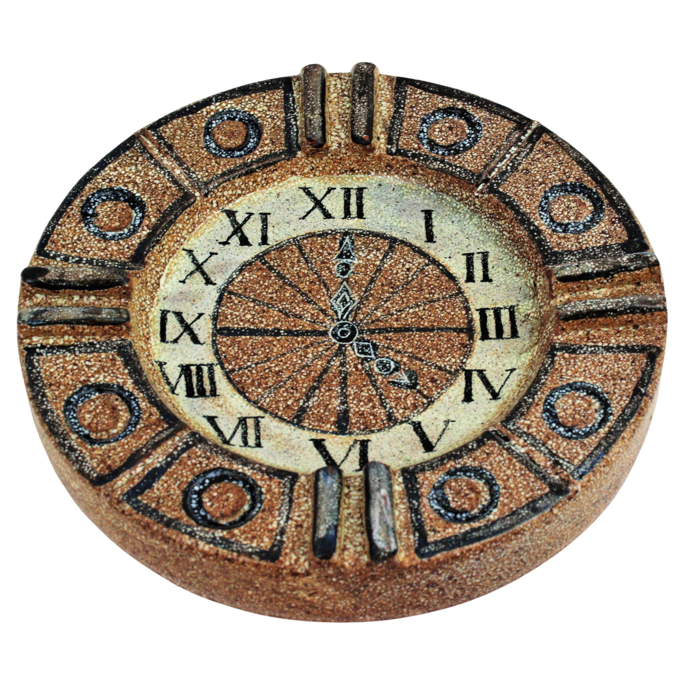 Mid-Century Modern Spanish Majolica Ceramic Ashtray / Vide-Poche, Clock Design, 1960s For Sale