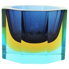 Flavio Poli Seguso Murano Blue Yellow Sommerso Octagonal Faceted Art Glass Bowl