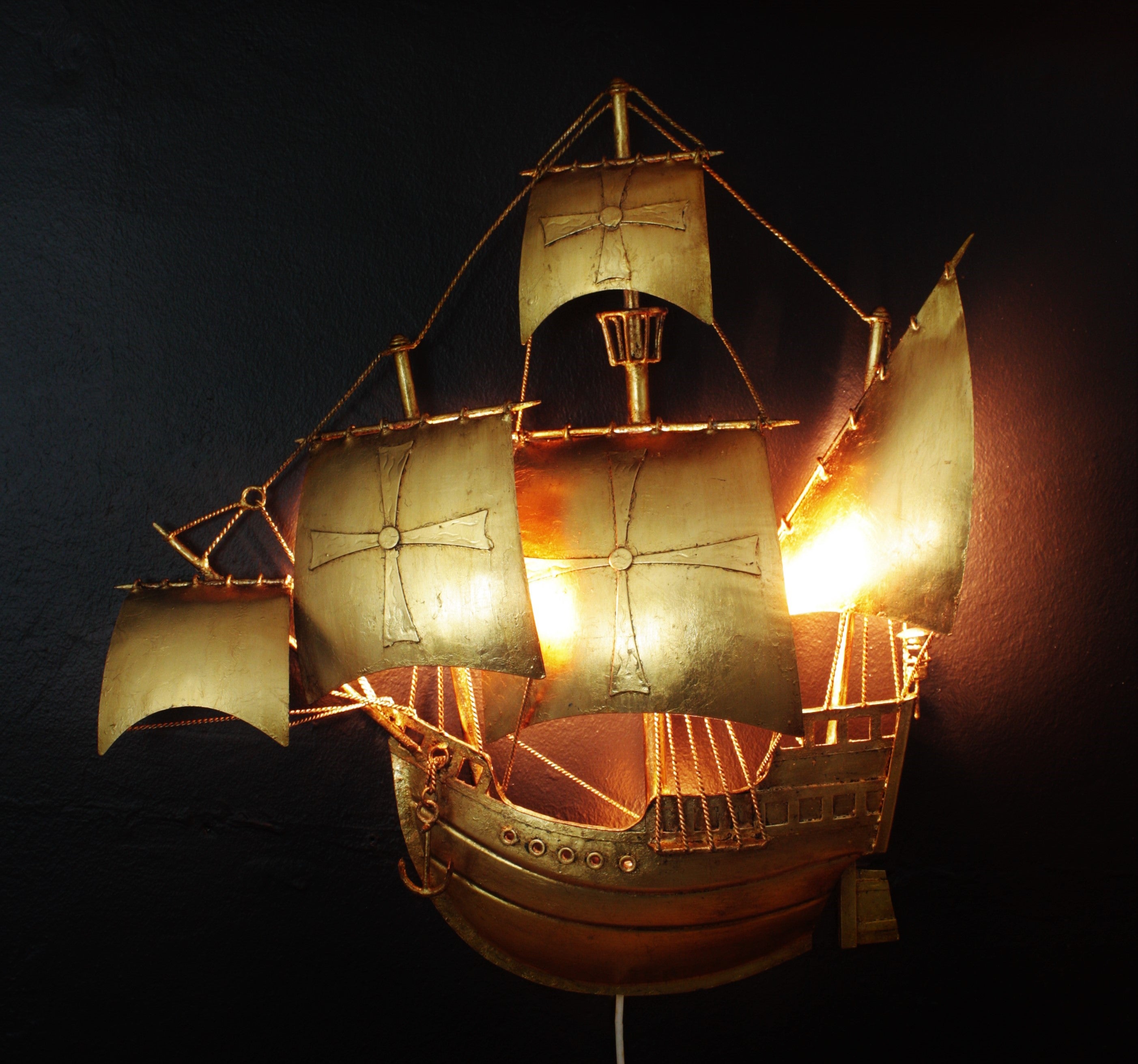 Spanische Wandleuchter, Galleon-Segelschiff-Wandleuchter / Wandskulptur, 1940