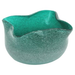 Seguso Murano Fazzoletto Pulegoso Bubbles Green Art Glass Bowl