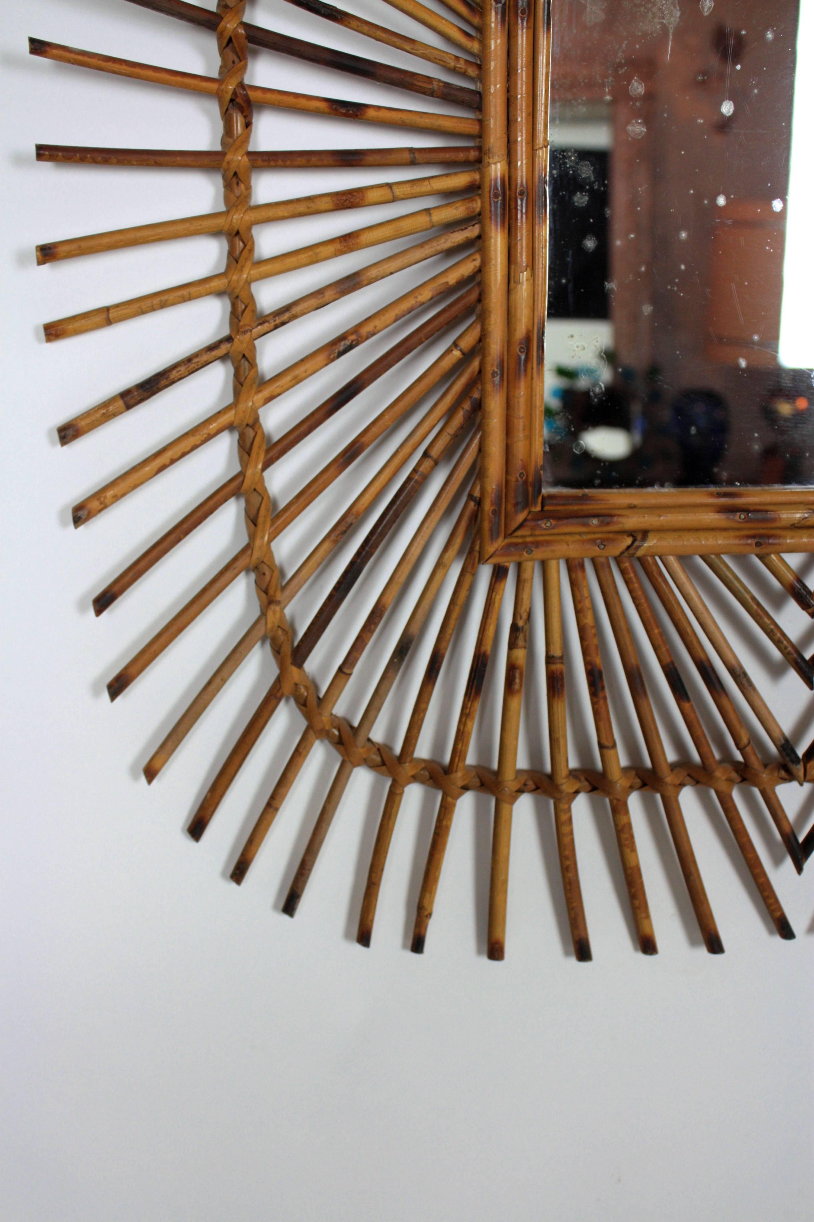 Unusual French Riviera Rattan Mirror with Pyrography Decorations In Excellent Condition In Barcelona, ES