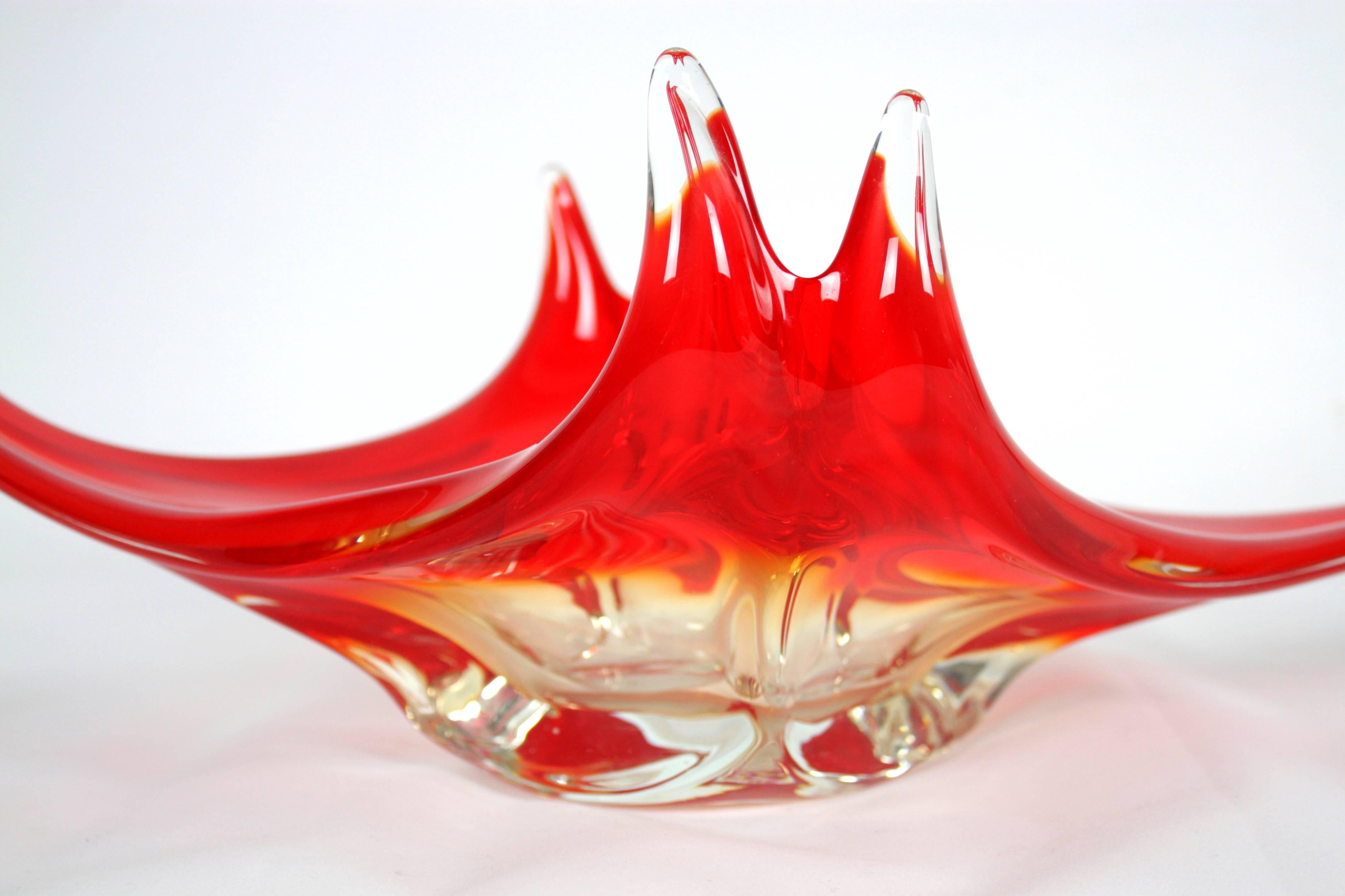 An absolutely amazing fine art glass work with organic shapes in red-yellow and clear glass. 

This piece is in mint condition. It has its original label from the manufacturer (Braine-le-Comte)