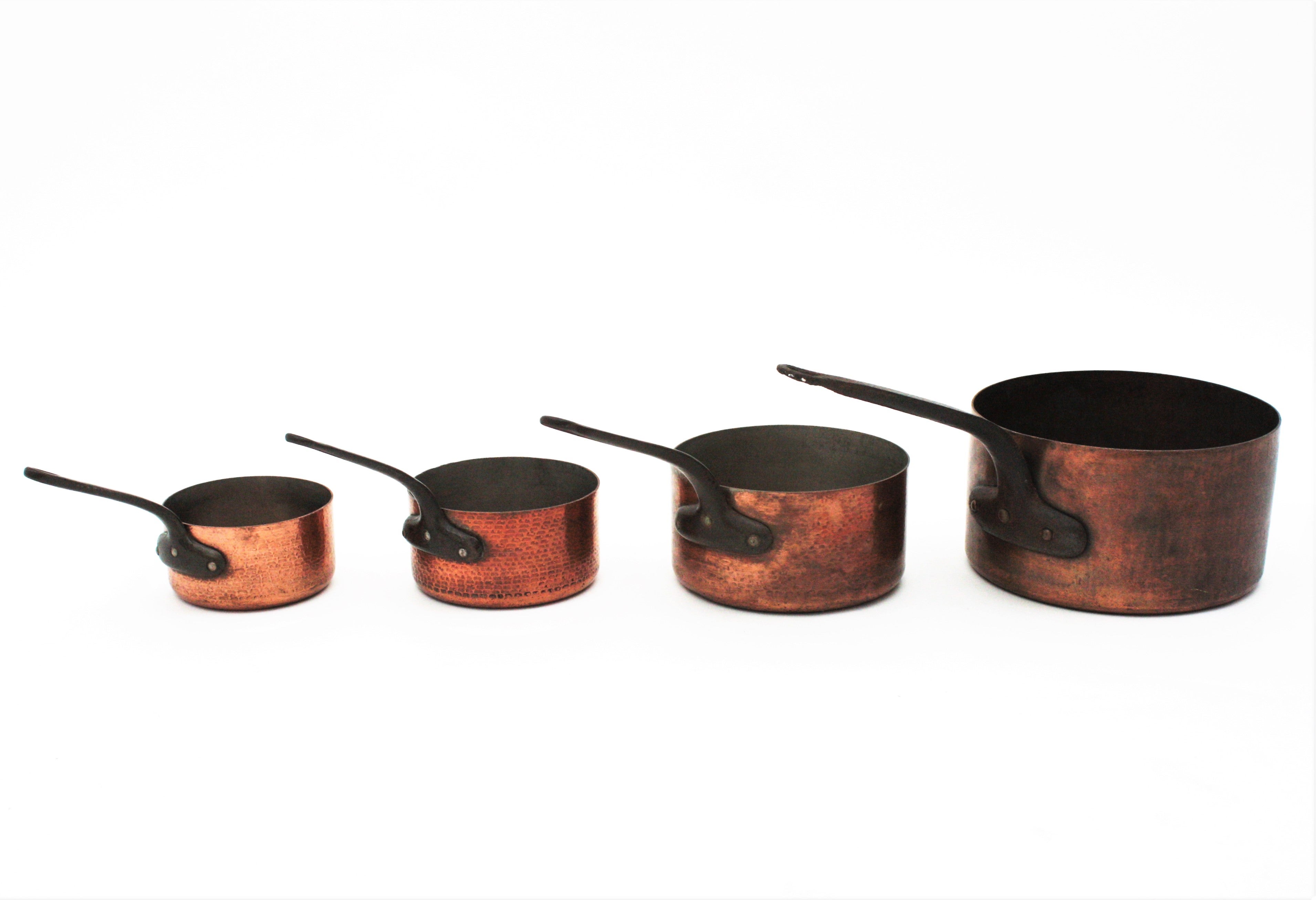 French Provincial Set of Four French Copper Saucepans with Iron Handles, 1940s For Sale