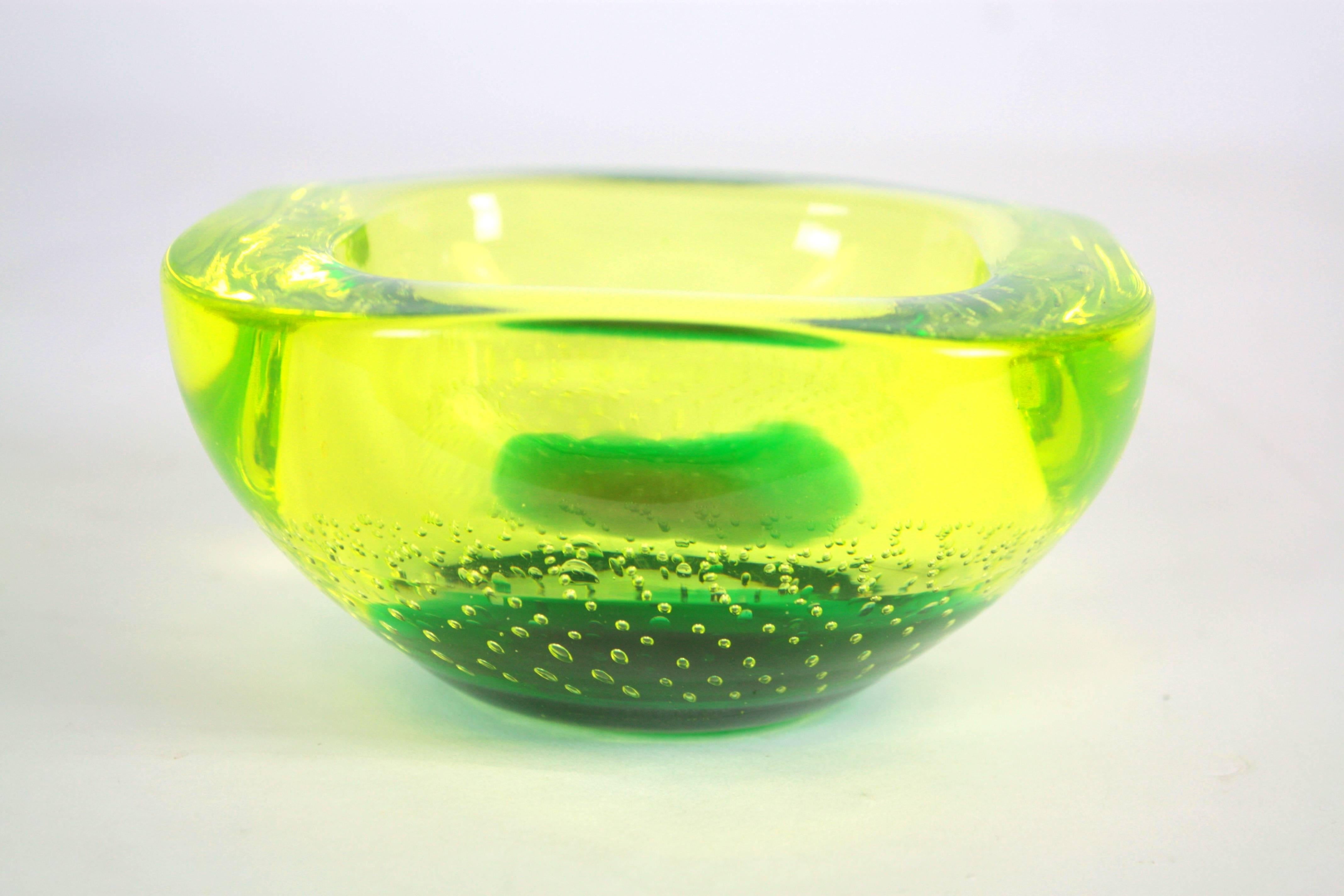 ferro murano glass bowl