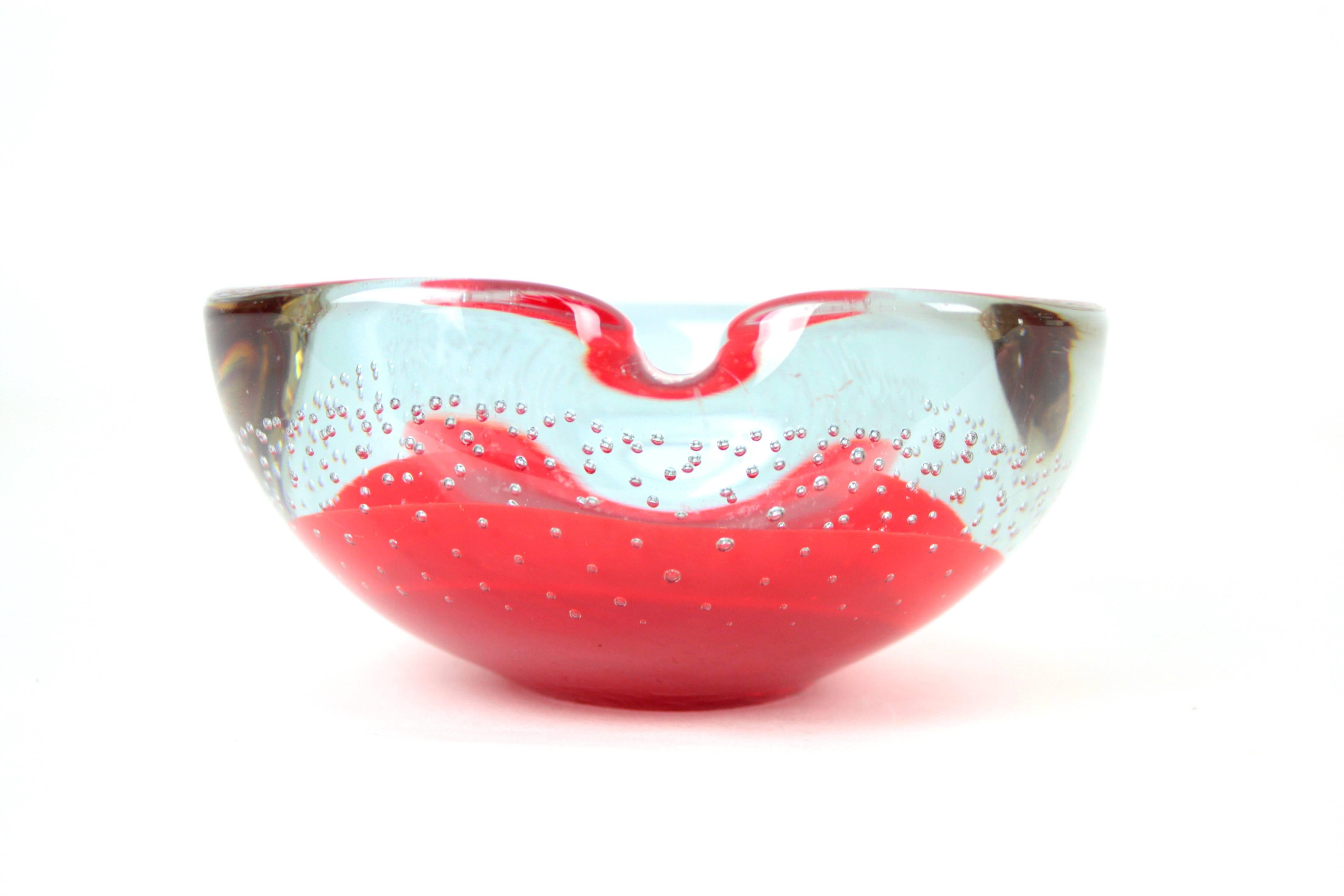 Mid-Century Modern Trio of Galliano Ferro Controlled Bubbles Murano Art Glass Bowls