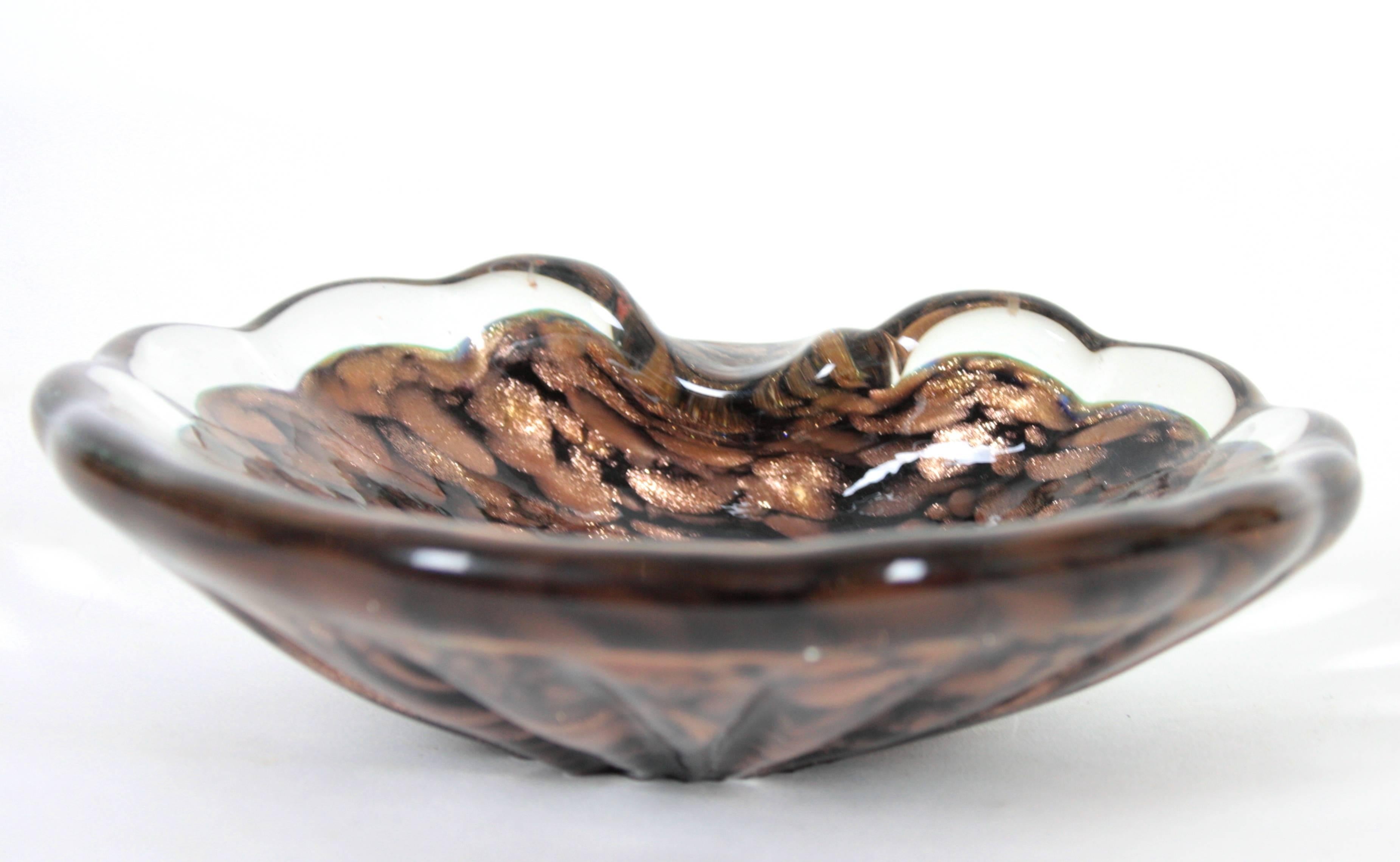 Mid-Century Modern Vincenzo Nason Black & Clear Copper Aventurine Scalloped Shell Bowl 