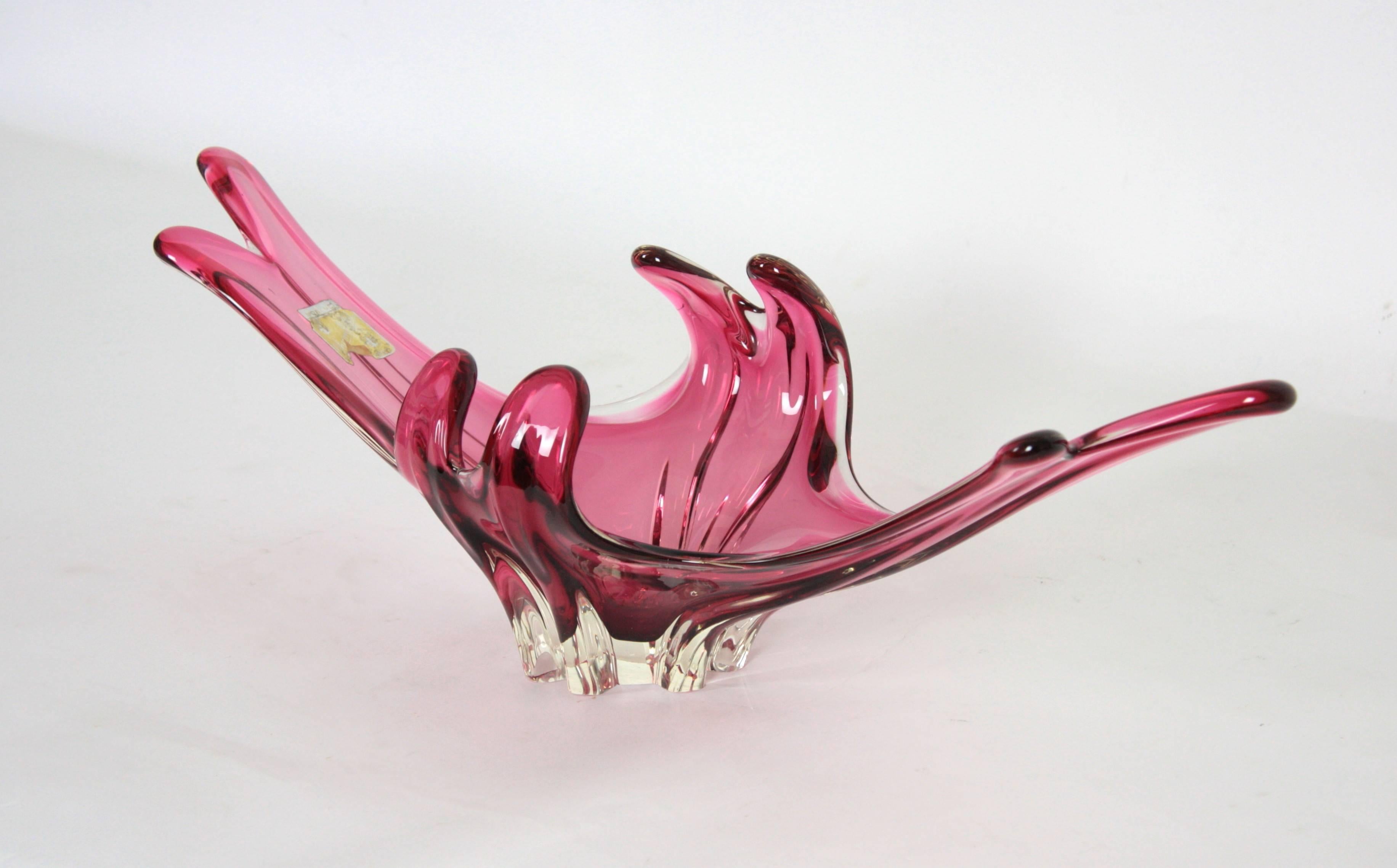 Murano Glass Monumental Fratelli Toso Chambord Murano glass Burgundy Pink Centerpiece.