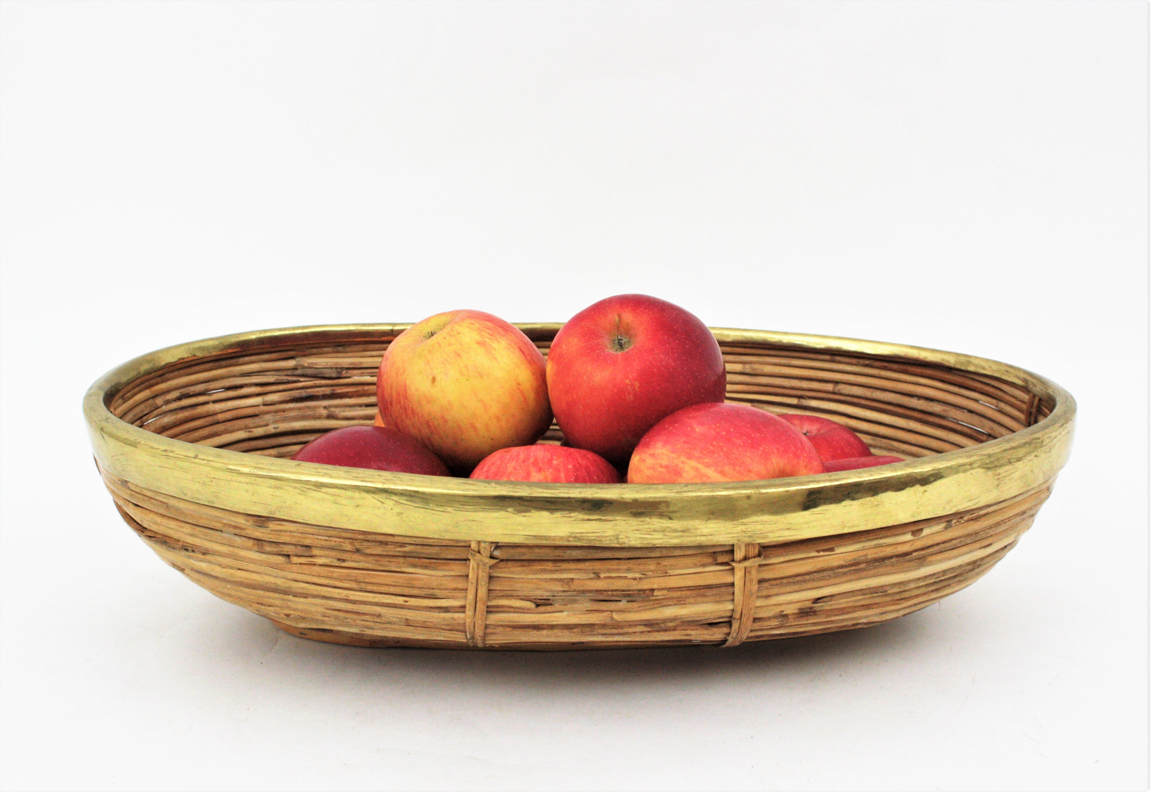 Rattan and Brass Italian Large Oval Basket Centerpiece Bowl, 1970s For Sale 2