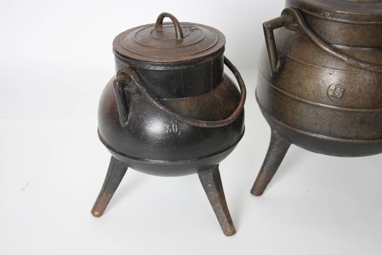 Set of Three Spanish Cast Iron Pots or Cauldrons For Sale at 1stdibs
