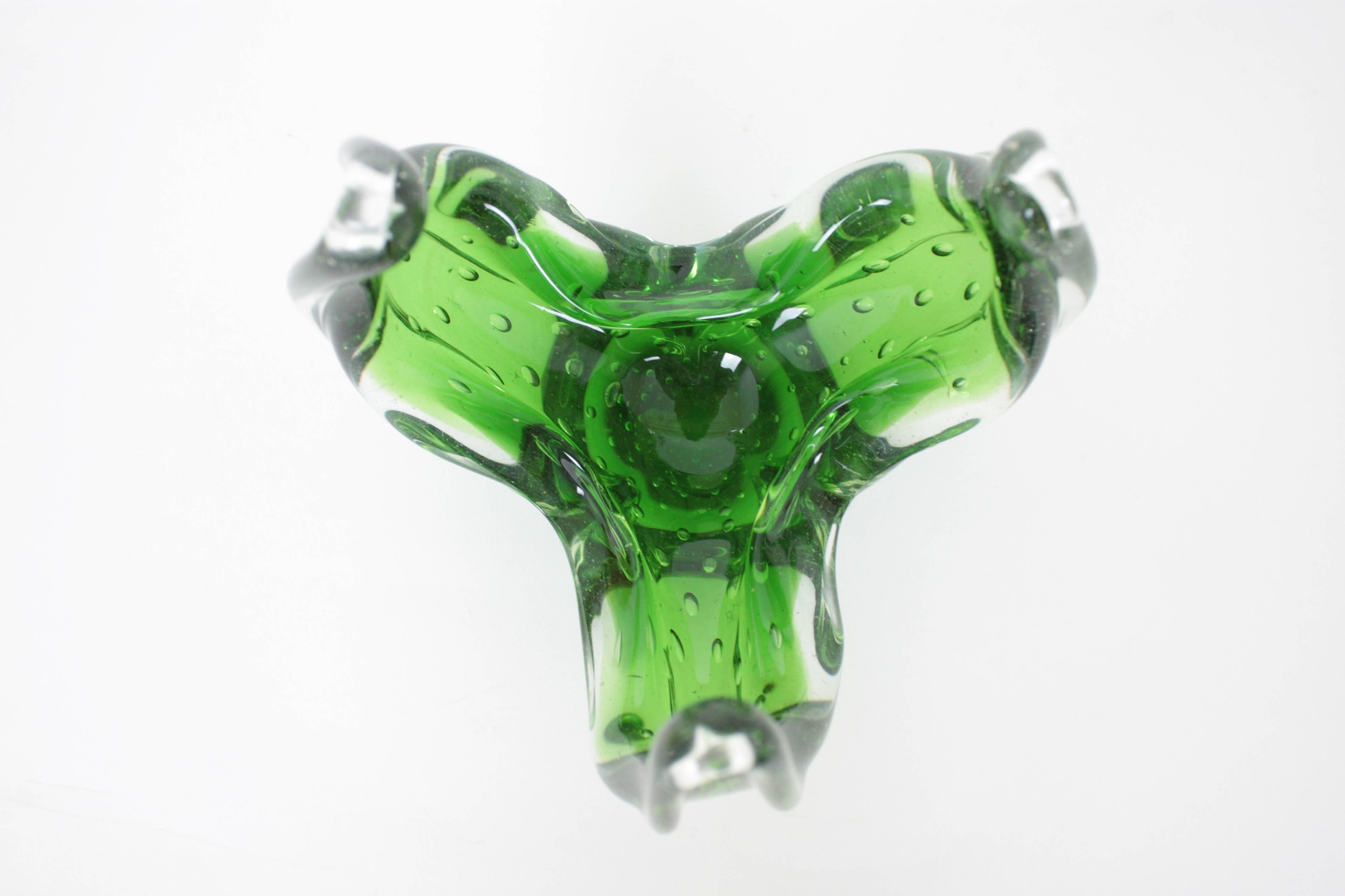 Mid-Century Modern Green Sommerso Bullicante Murano Glass Bowl In Excellent Condition In Barcelona, ES