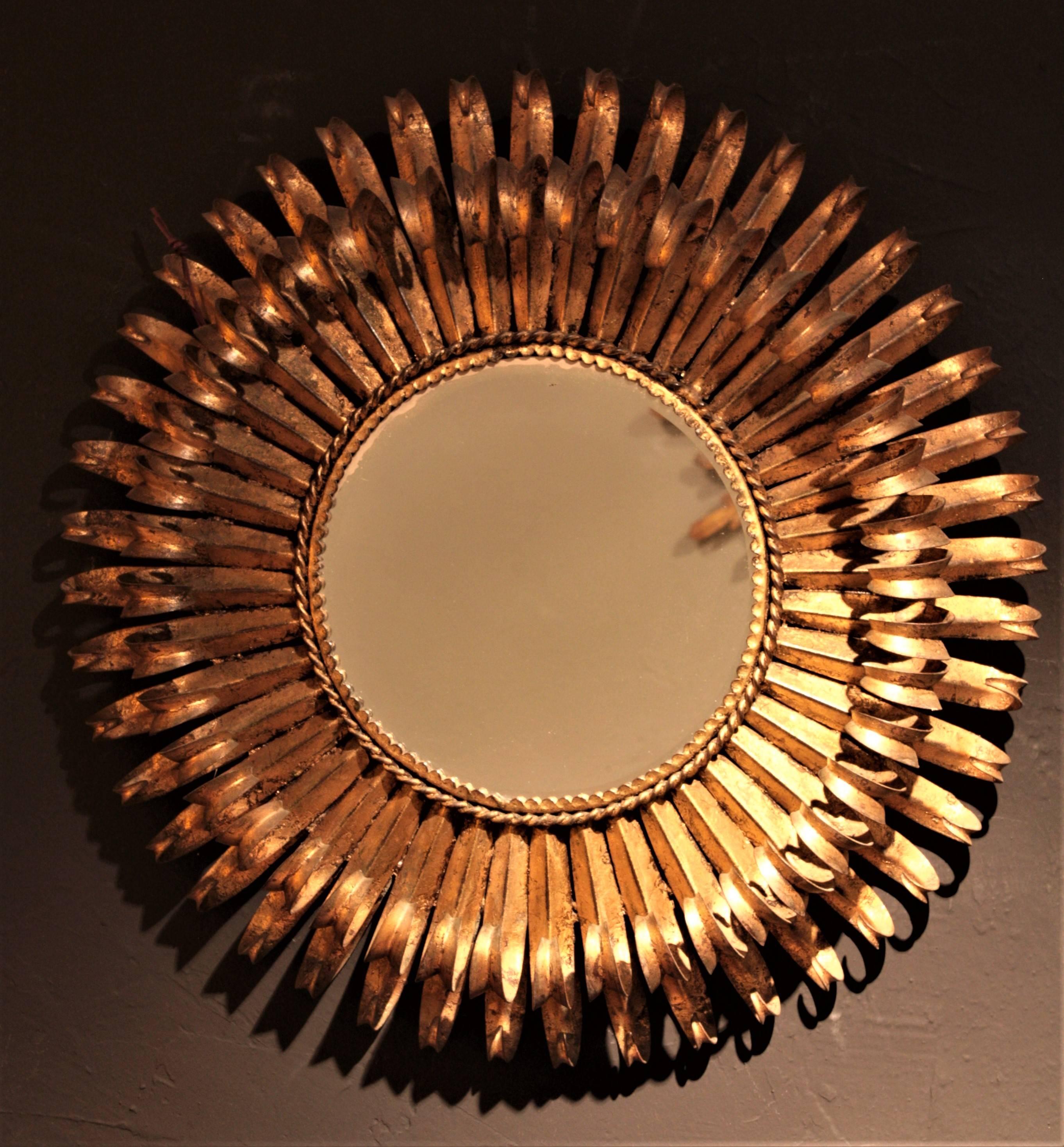 Mid-20th Century French 1950s Gilt Metal Hand-hammered Eyelash Round Sunburst Mirror