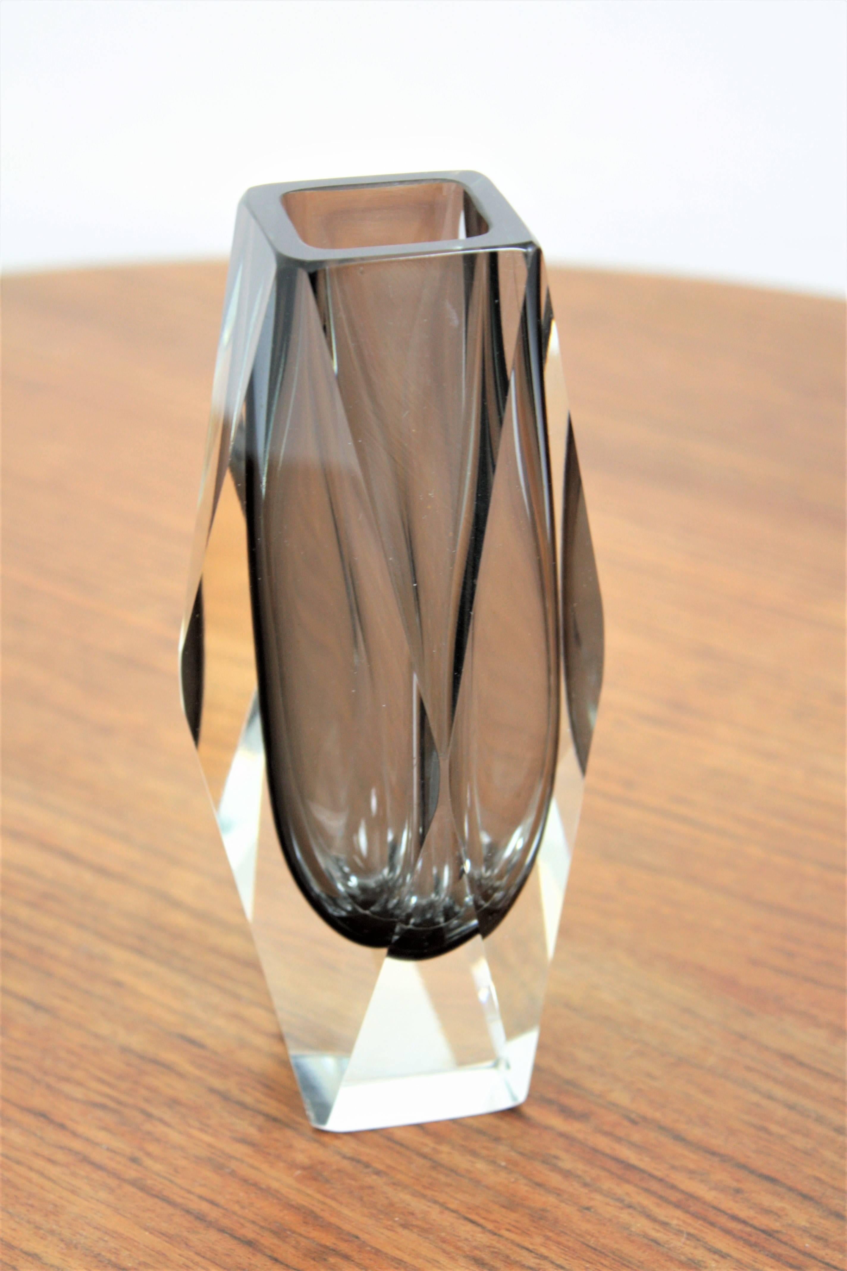 Italian Midcentury Mandruzzato Smoked Grey and Clear Faceted Sommerso Murano Glass Vase