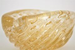 Barovier Toso Controlled Bubbles and Gold Flecks Scalloped Glass Bowl or Ashtray