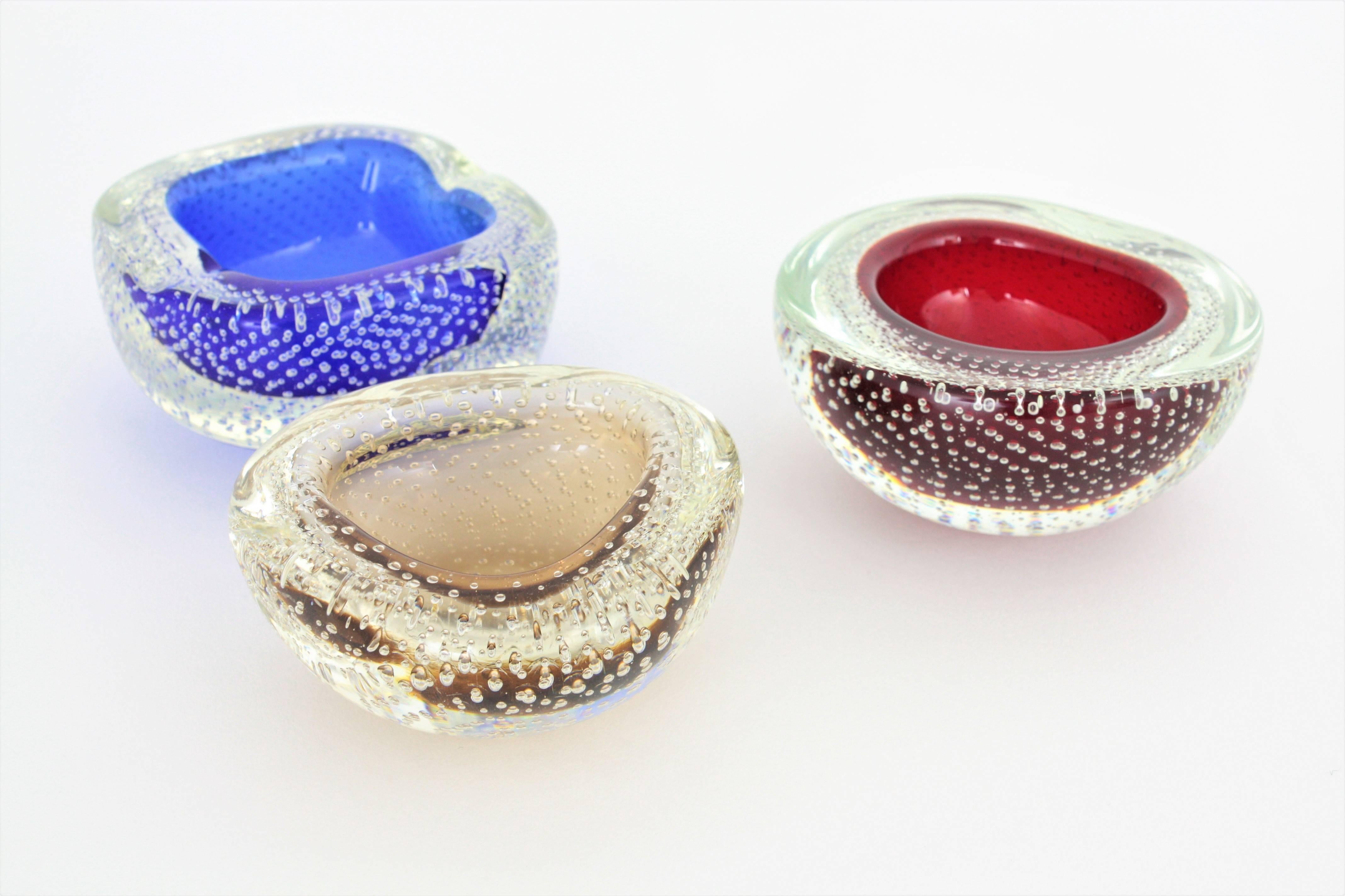 20th Century Trio of Galliano Ferro Red, Blue and Toffee Bullicante Murano Geode Glass Bowls