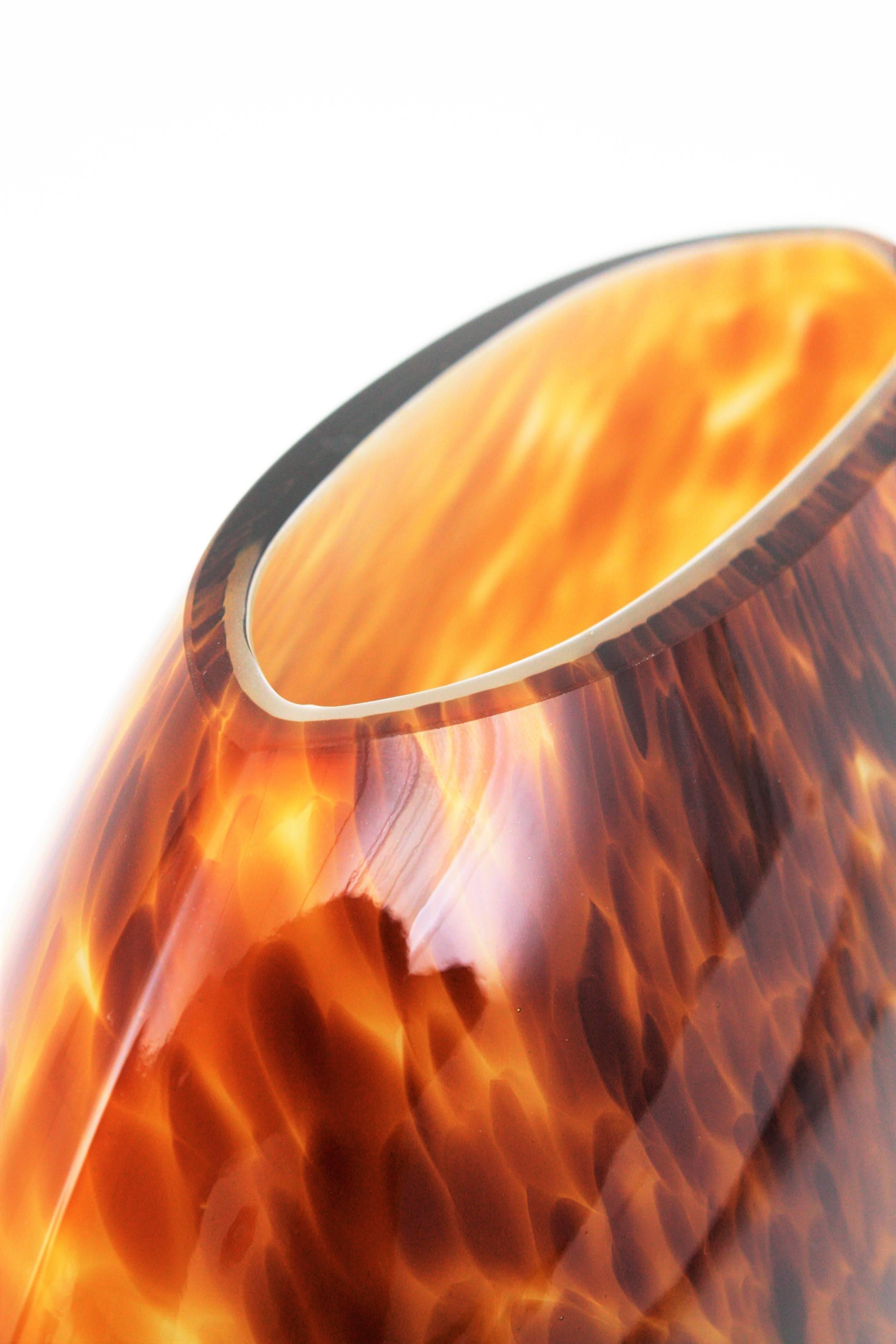 Unusual Large Tortoiseshell Handblown Murano Glass Globe Vase In Excellent Condition In Barcelona, ES