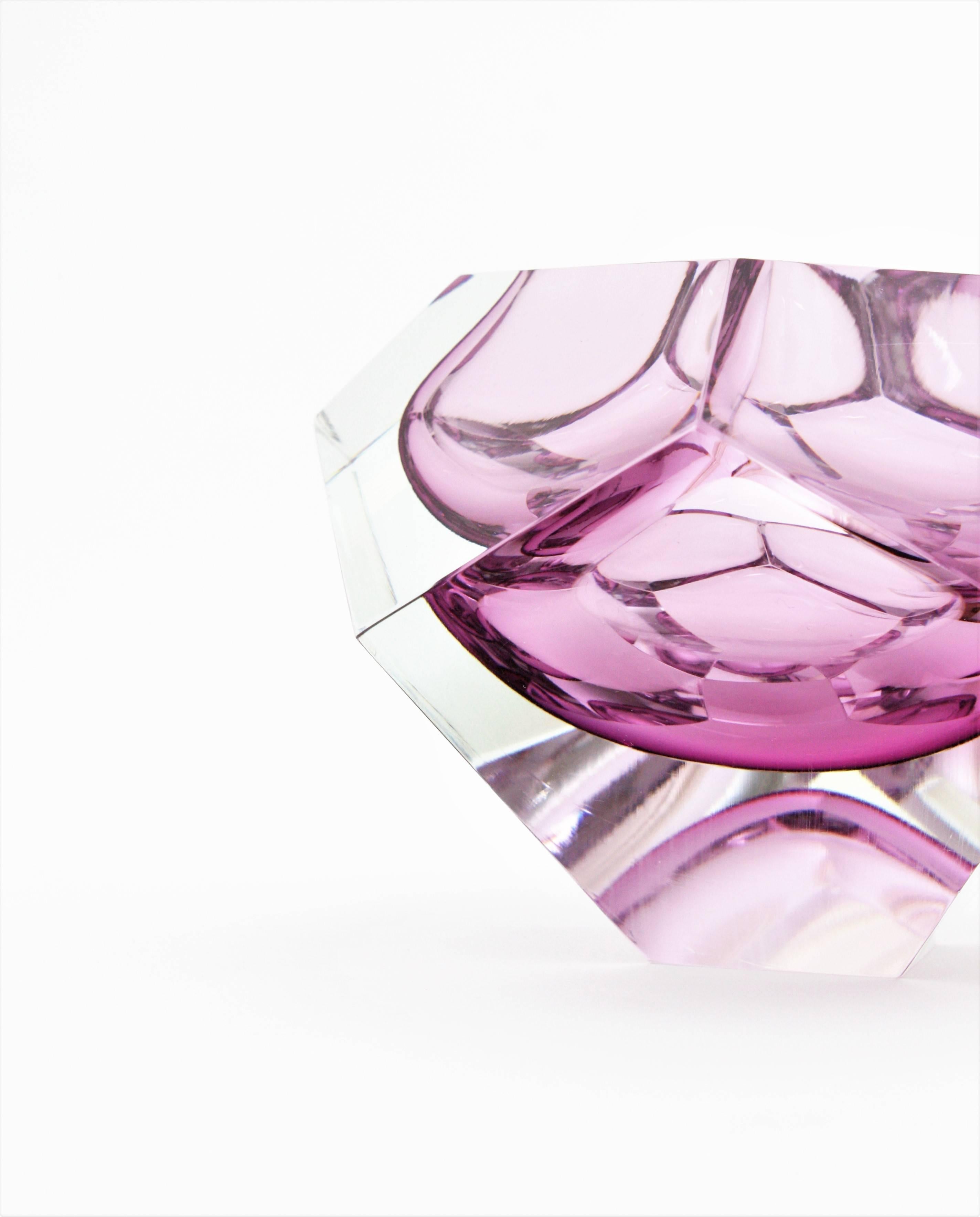 Mid-20th Century Unusual Flavio Poli Cranberry Pink Sommerso Faceted Murano Glass Giant Bowl