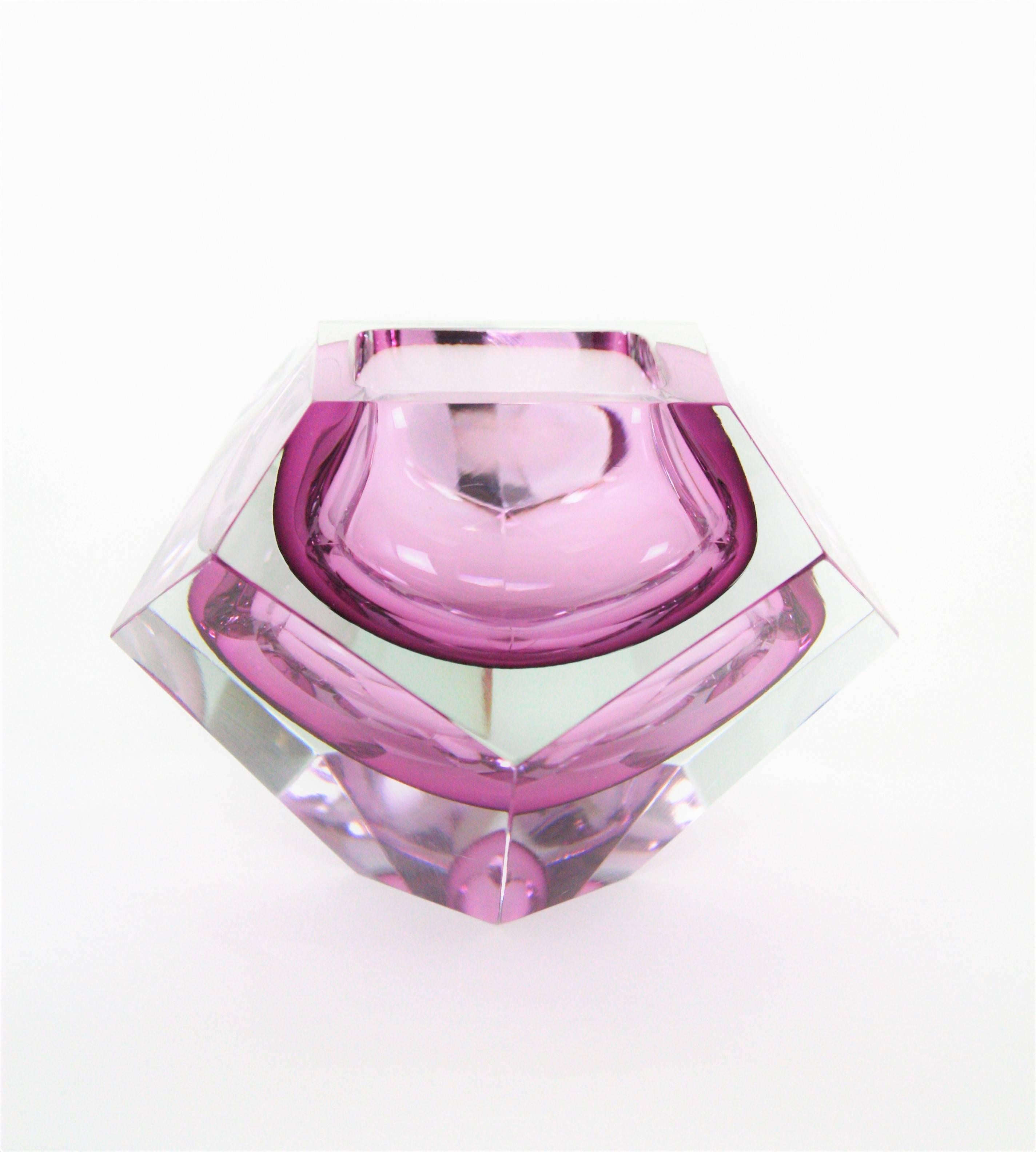 Unusual Flavio Poli Cranberry Pink Sommerso Faceted Murano Glass Giant Bowl 2