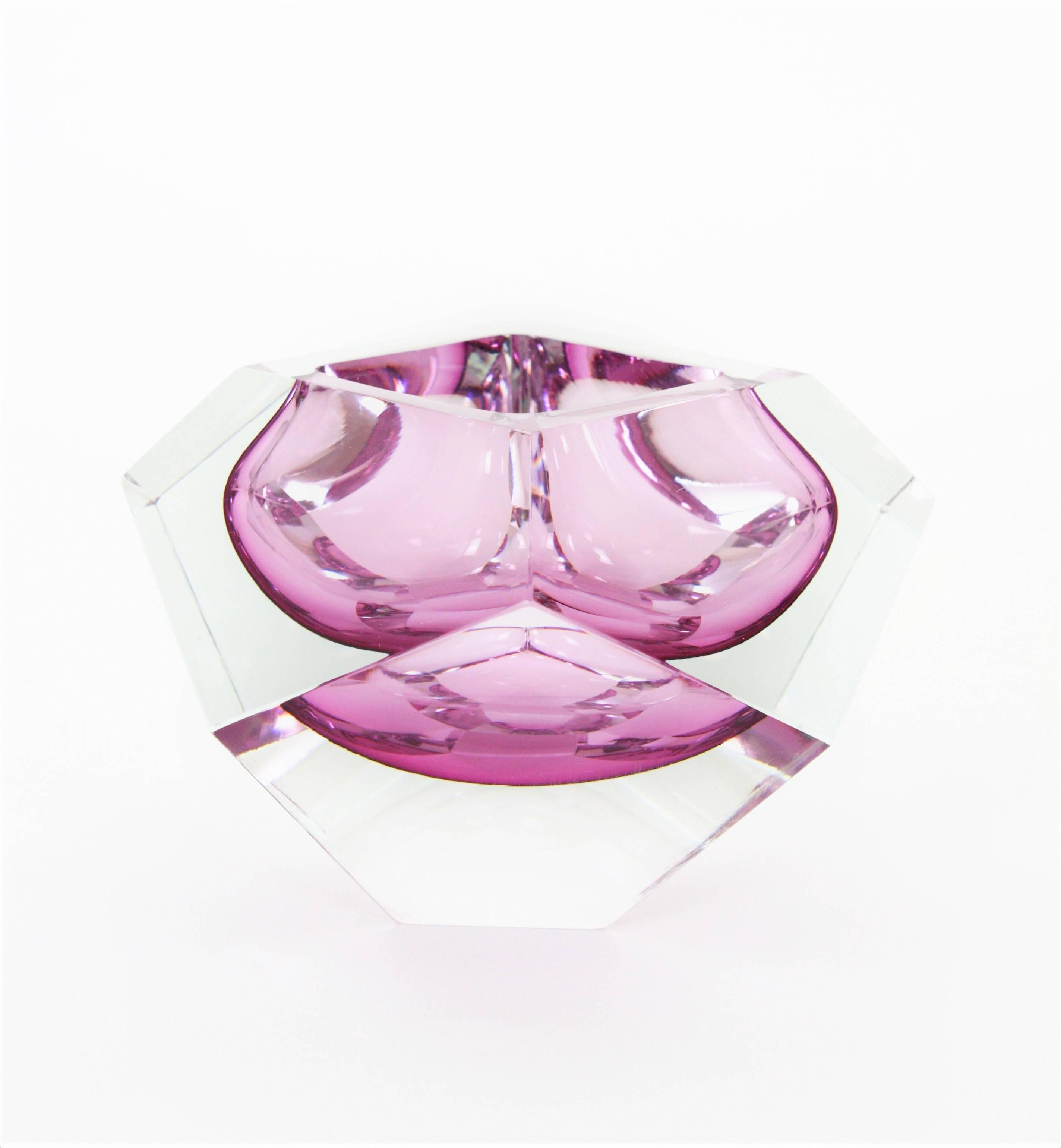 Unusual Flavio Poli Cranberry Pink Sommerso Faceted Murano Glass Giant Bowl 1