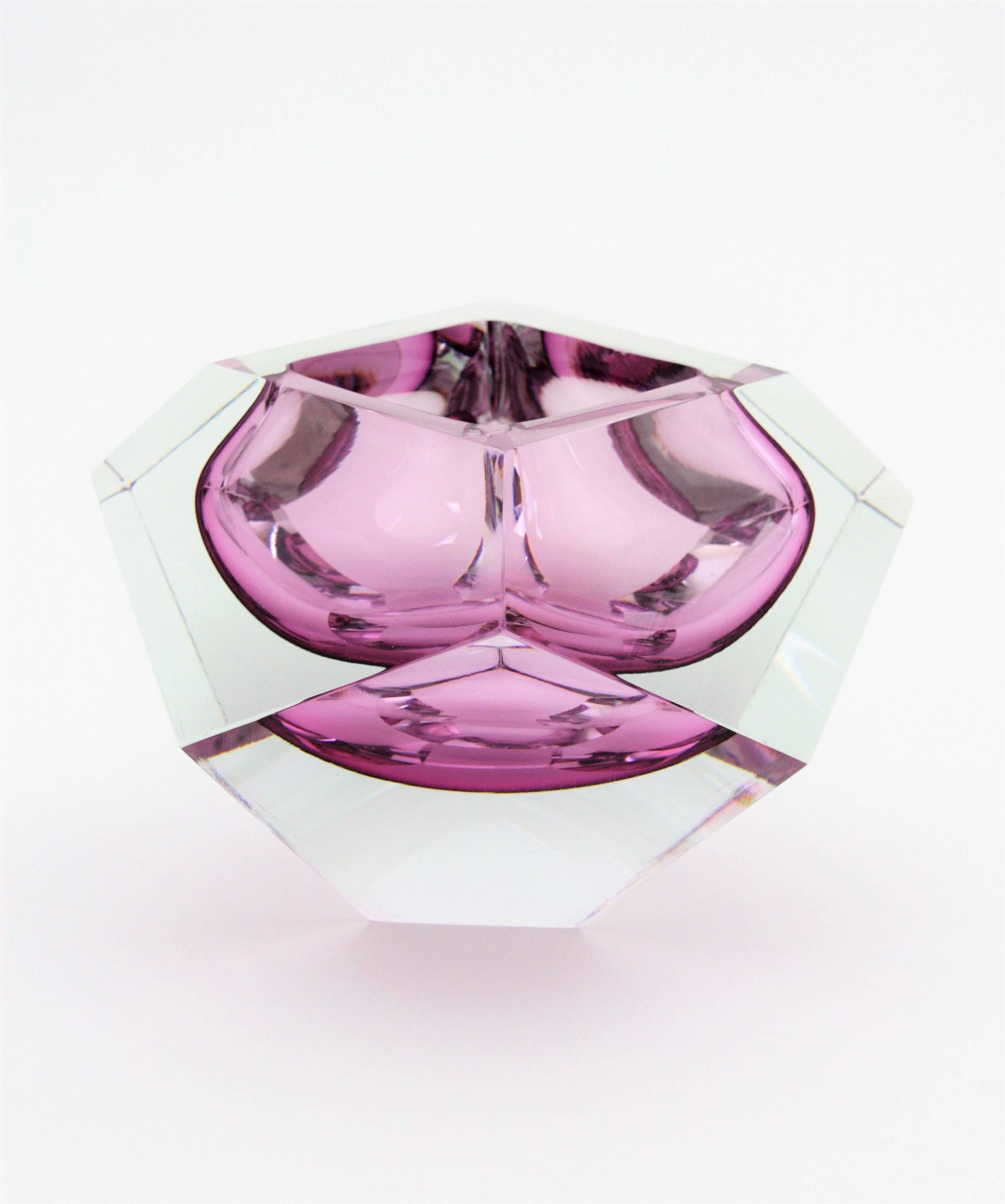 Unusual Flavio Poli Cranberry Pink Sommerso Faceted Murano Glass Giant Bowl 3
