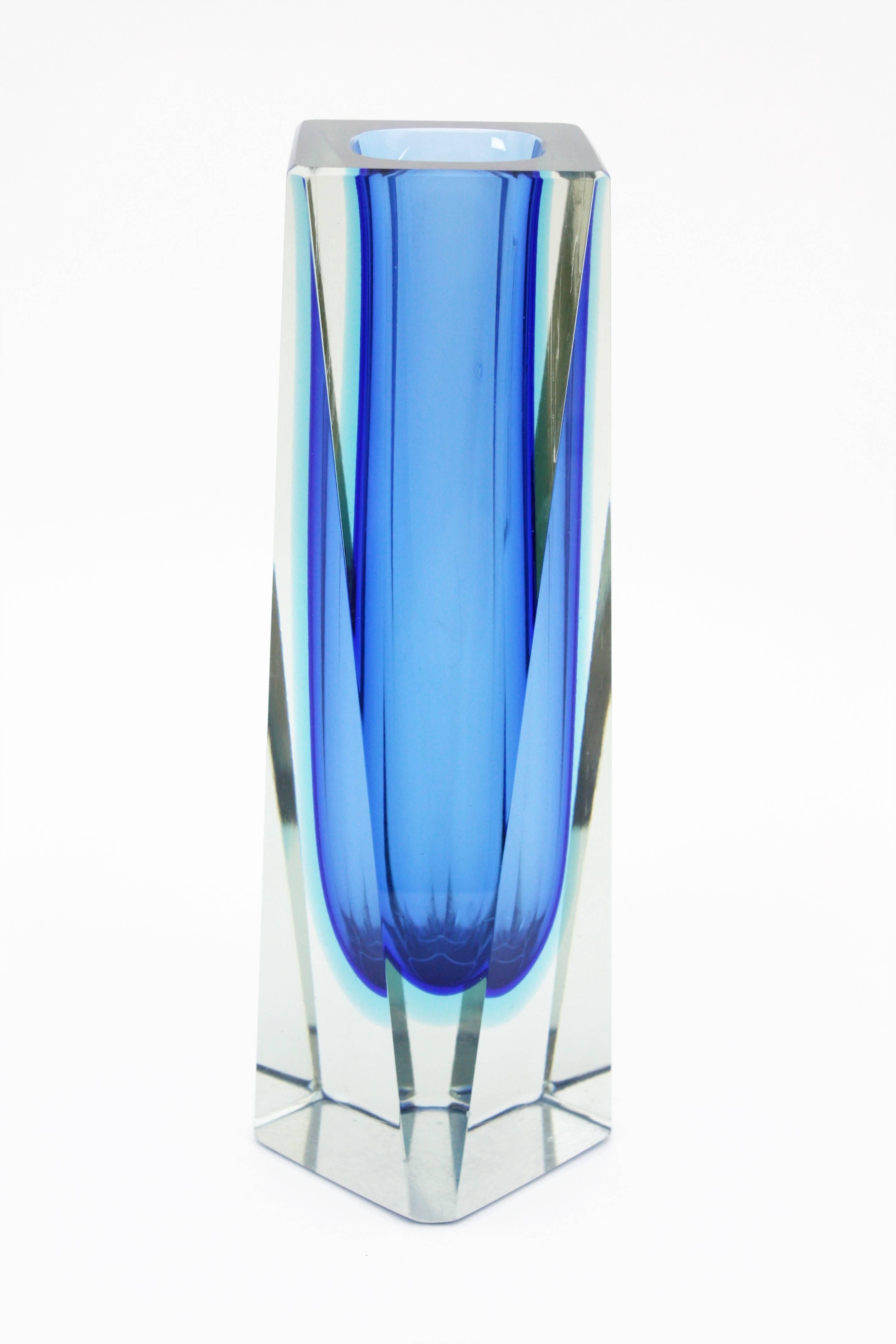 A gorgeous extra large size Sommerso Murano glass vase Sommerso triple cased in blue, Klein blue and sky blue. Unusual squared shape with faceted isosceles triangular faces. Spectacular placed with other Murano glass pieces as shown. Manufactured by
