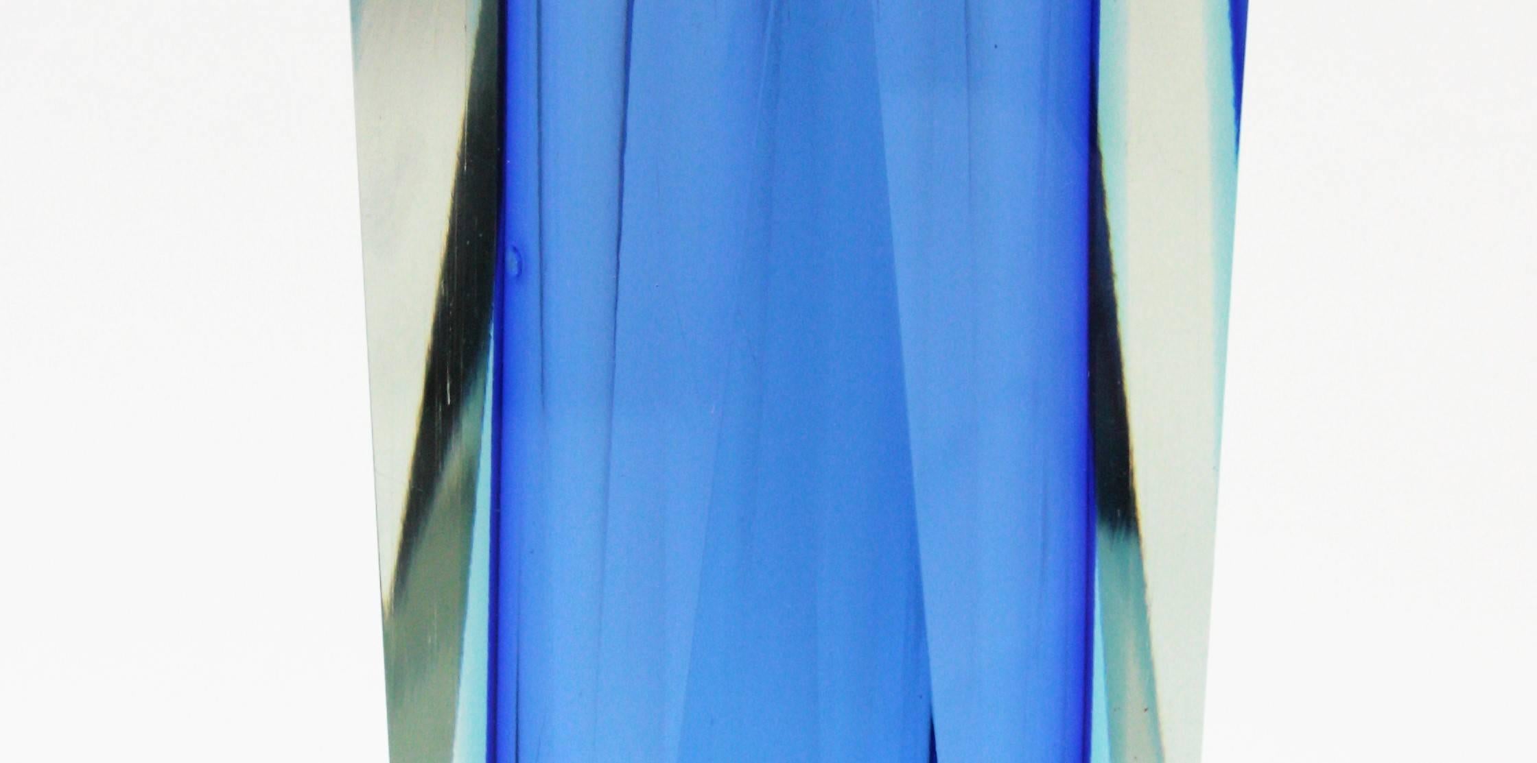 Mandruzzato Triple Cased Blue Faceted Murano Glass Vase in Giant Size 3