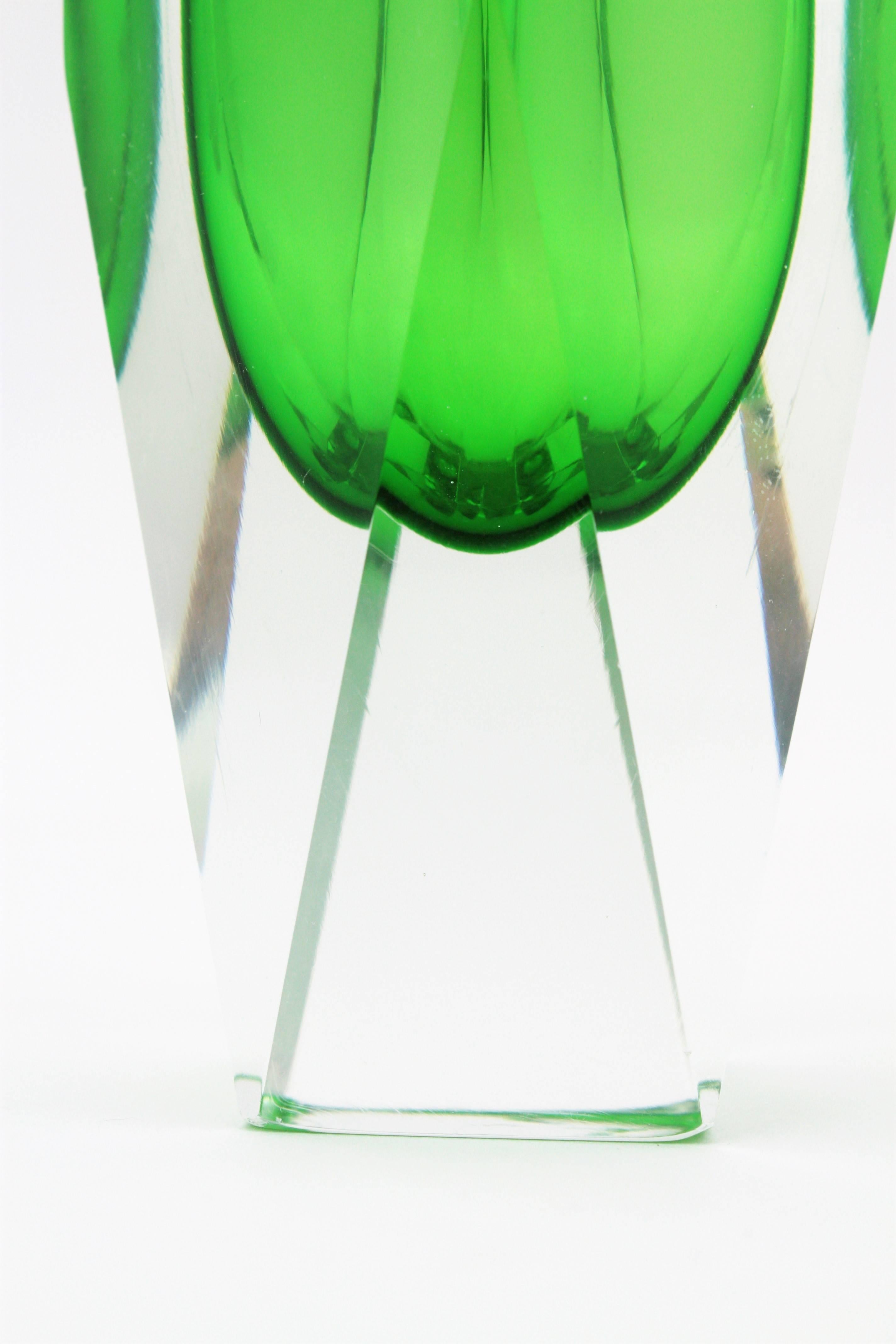 1960s Mandruzzato Lime Green Faceted Murano Glass Sommerso Vase 1