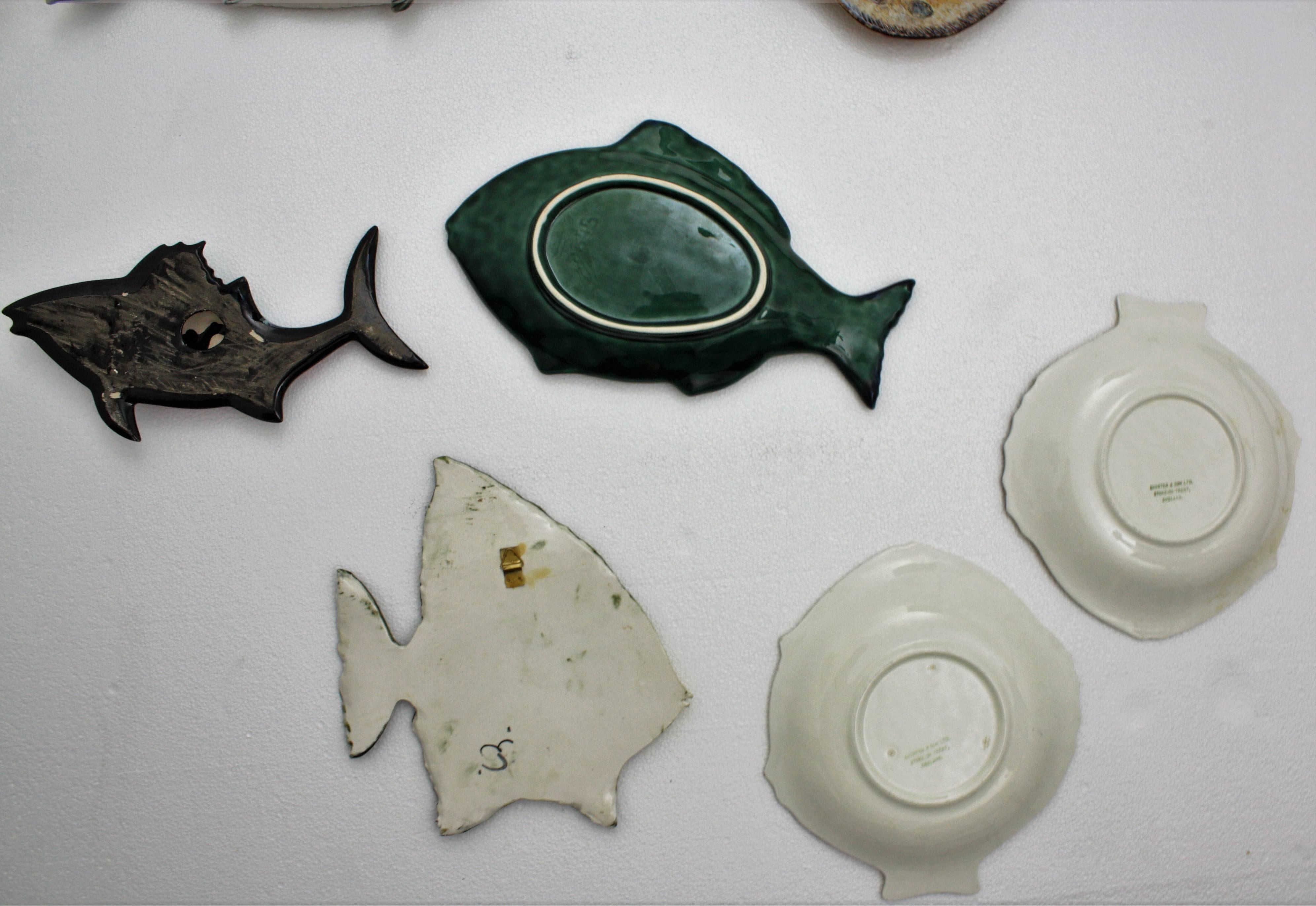 Set of Nine Mid-Century Modern Ceramic and Porcelain Fishes Wall Decoration In Excellent Condition In Barcelona, ES