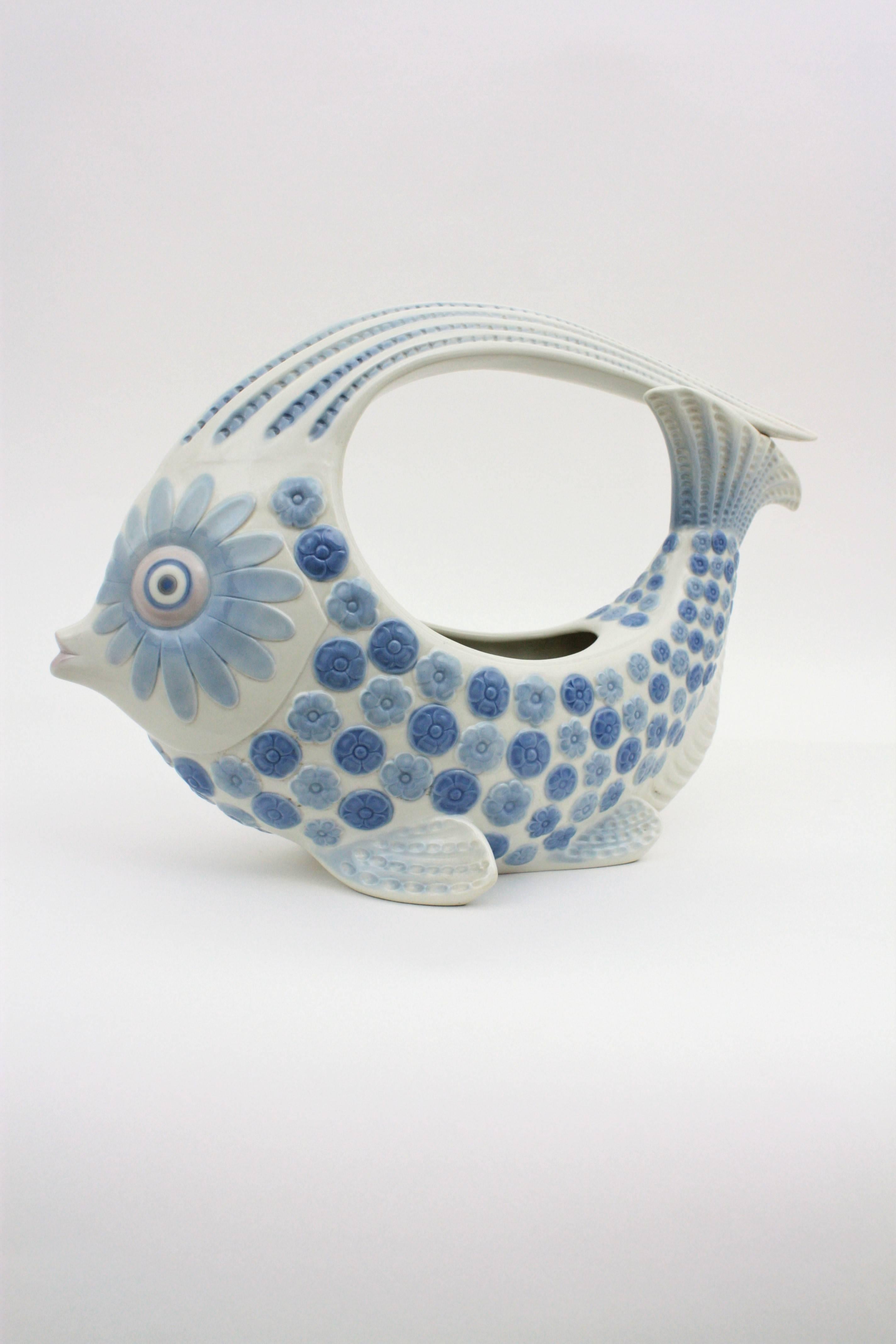 Spanish, 1970s Lladró Porcelain Blue and White Fish Figure Centerpiece 2