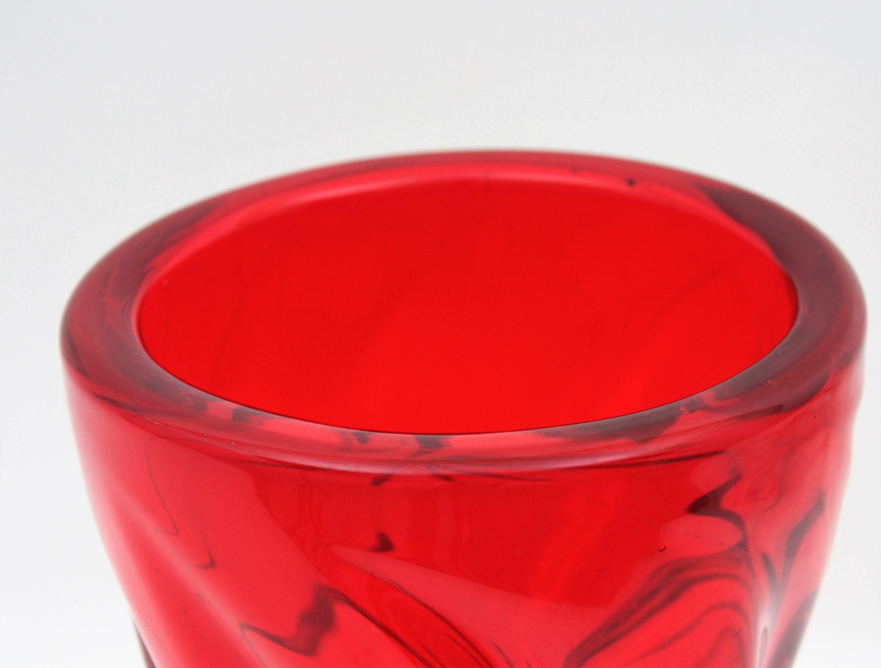 Art Glass Archimede Seguso Murano Ruby Red Twisting Tornado Glass Vase, Italy 1960s
